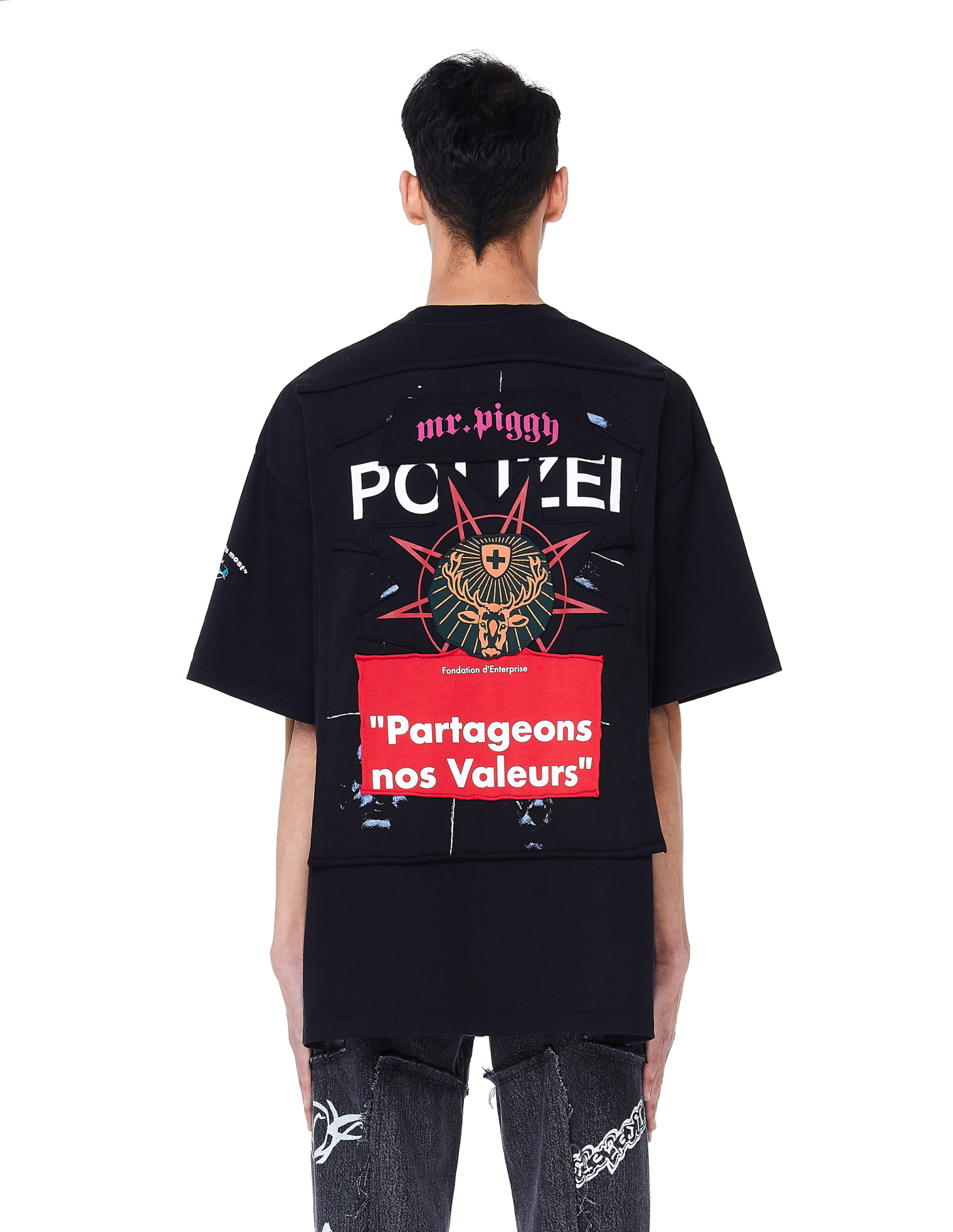 VETEMENTS Russia Black T-shirt with Patches