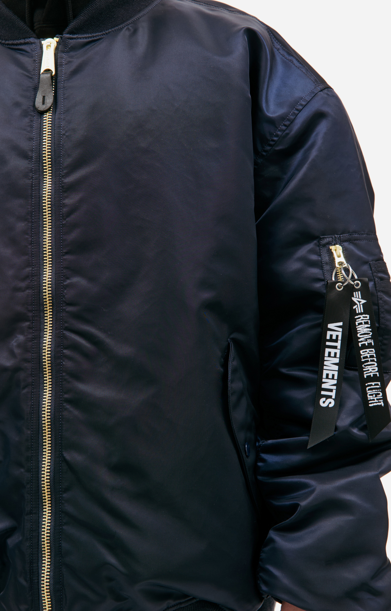 VETEMENTS x Alpha Industries reversible bomber jacket