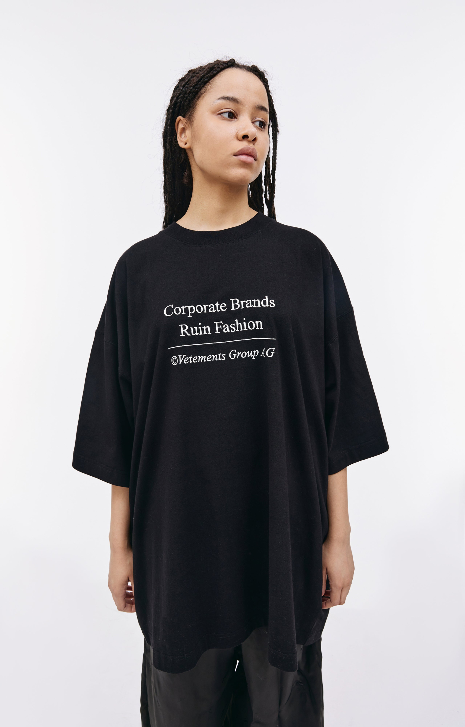 VETEMENTS Corporate Brands Ruin Fashion T-shirt