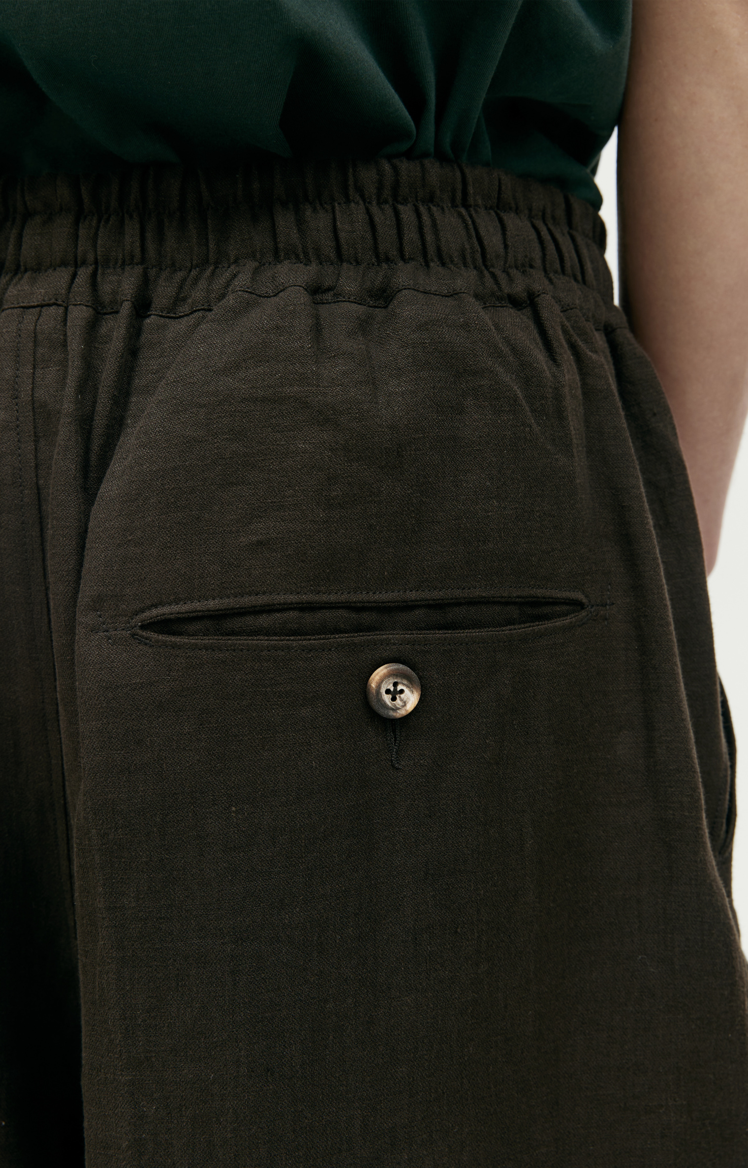 Ziggy Chen Brown linen shorts