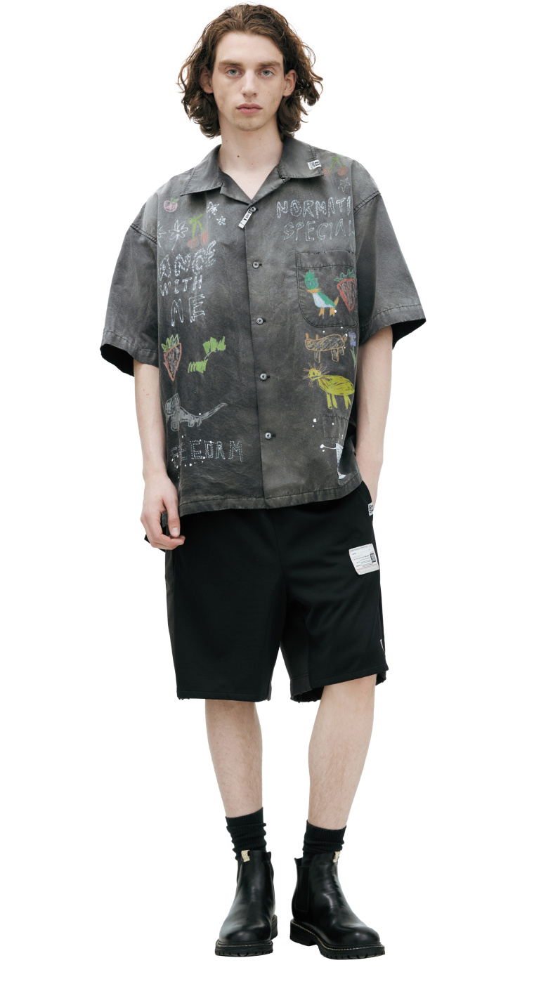 Buy Raf Simons men black denim shorts with a patch for $429 online