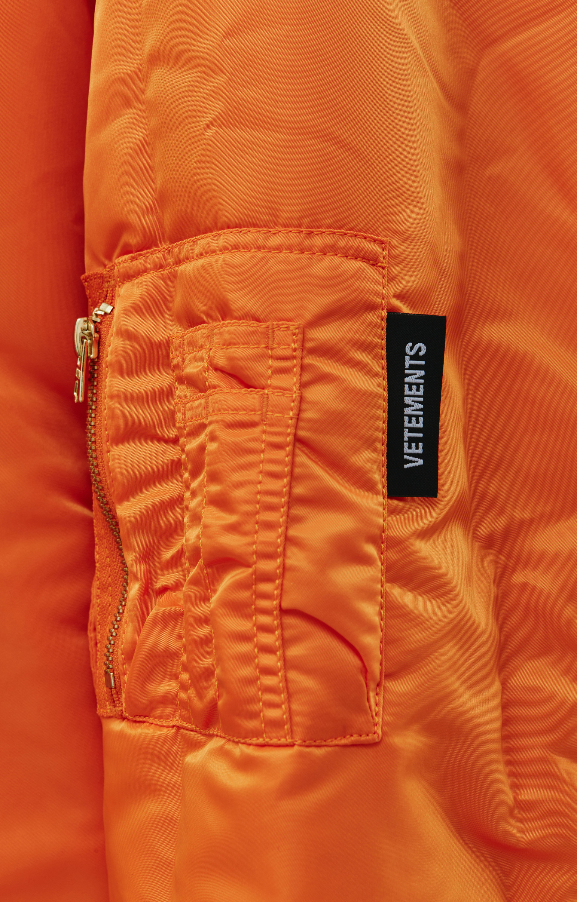 VETEMENTS Reversible hooded camo bomber