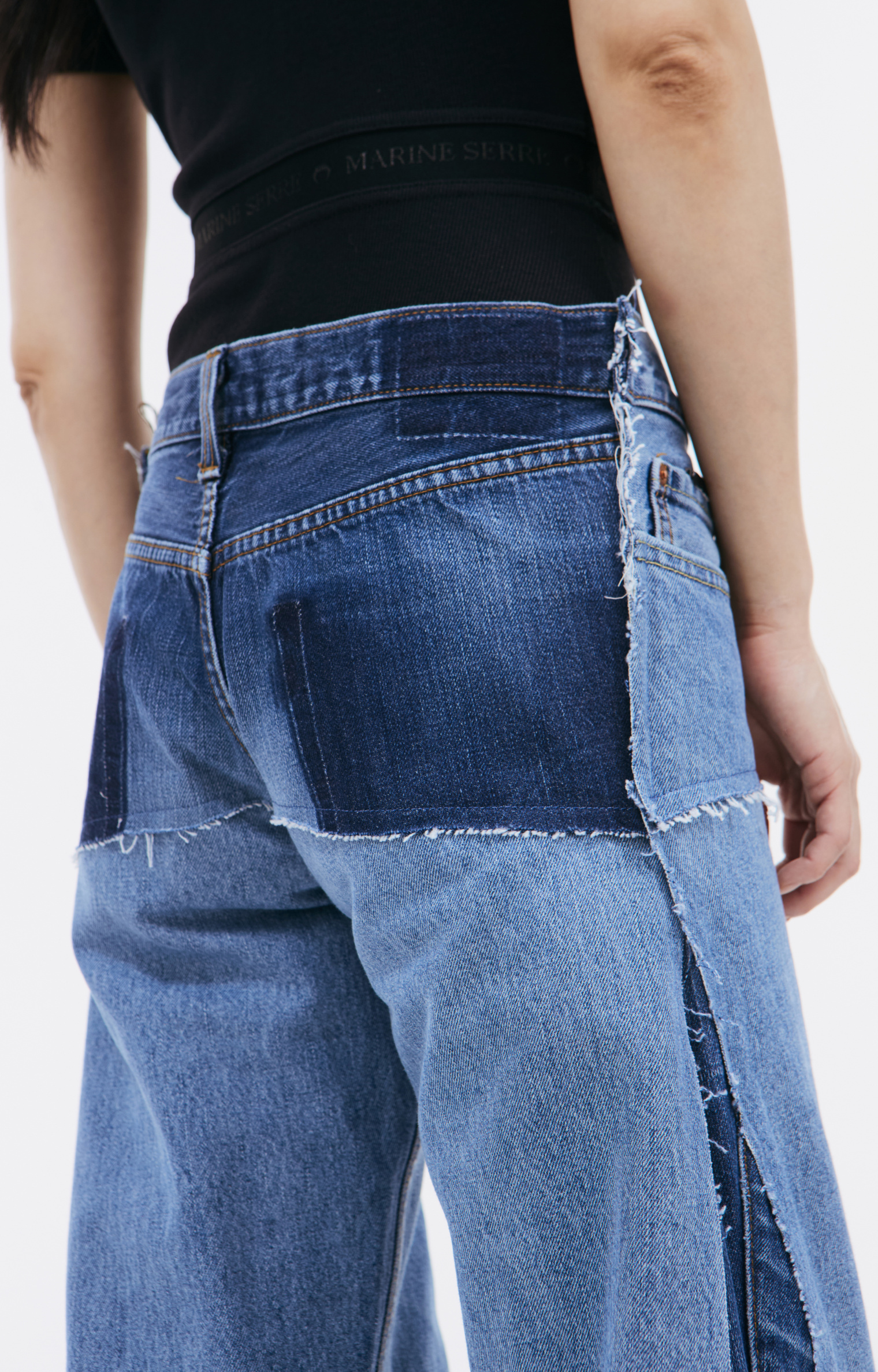 PROTOTYPES Low-waisted jeans