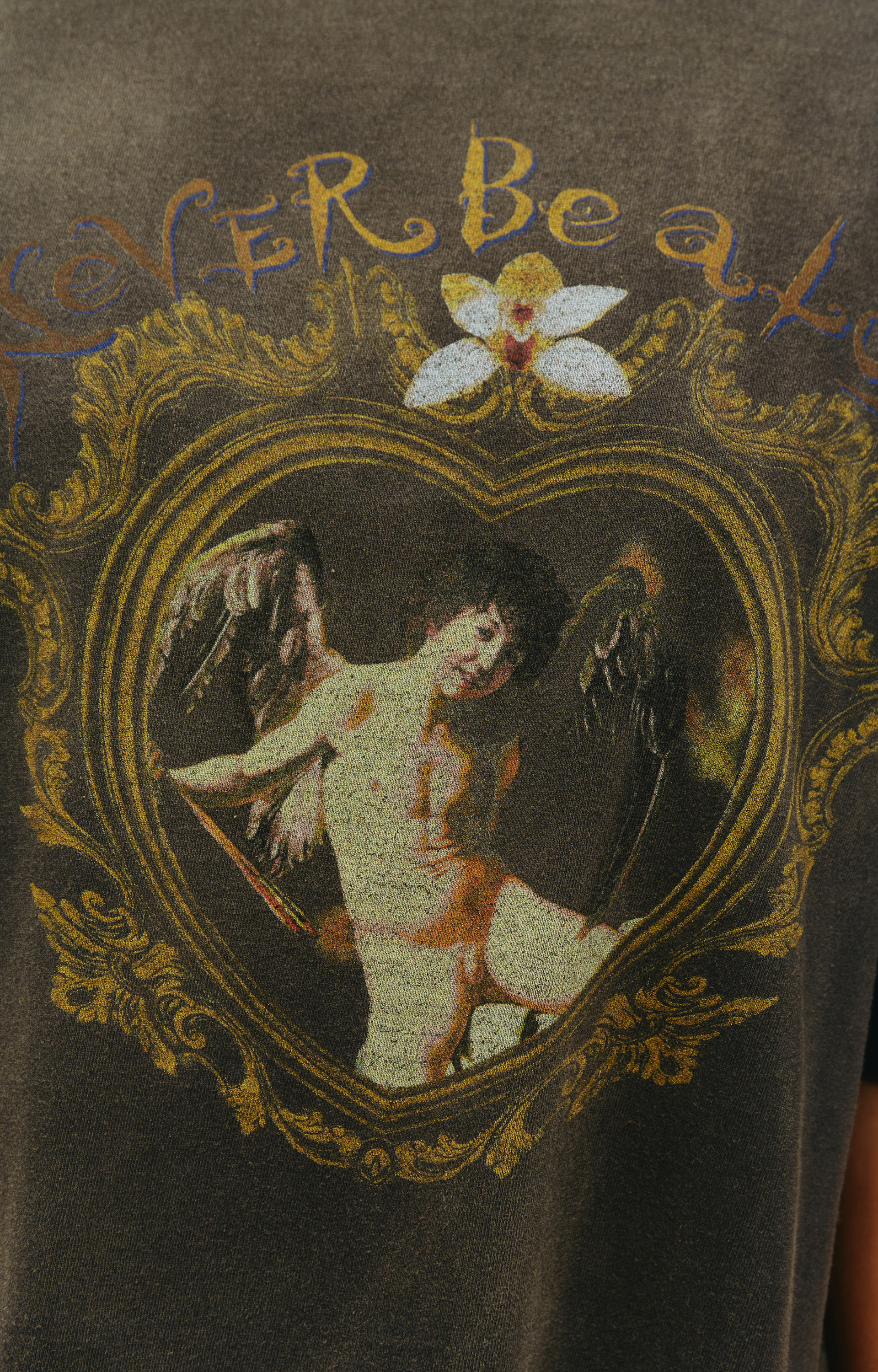 Saint Michael Never be alone printed t-shirt