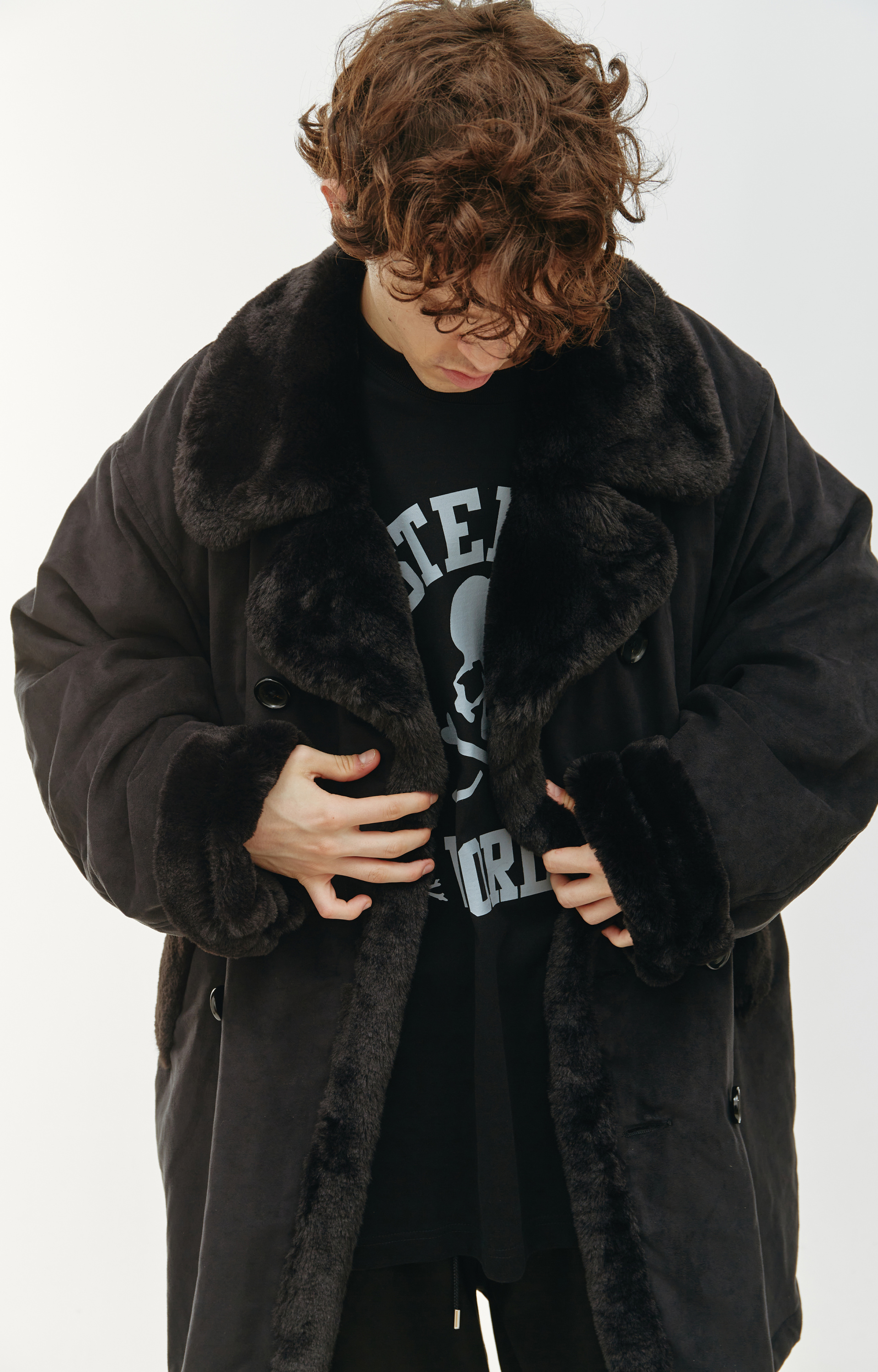 Mastermind WORLD Fake fur shearling coat