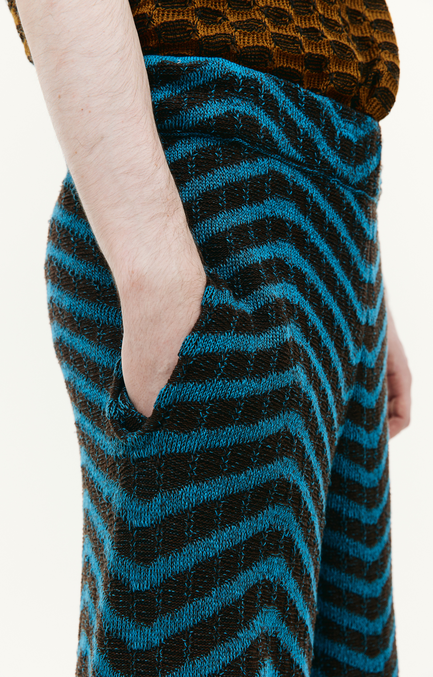 Isa Boulder Knit stripes trousers