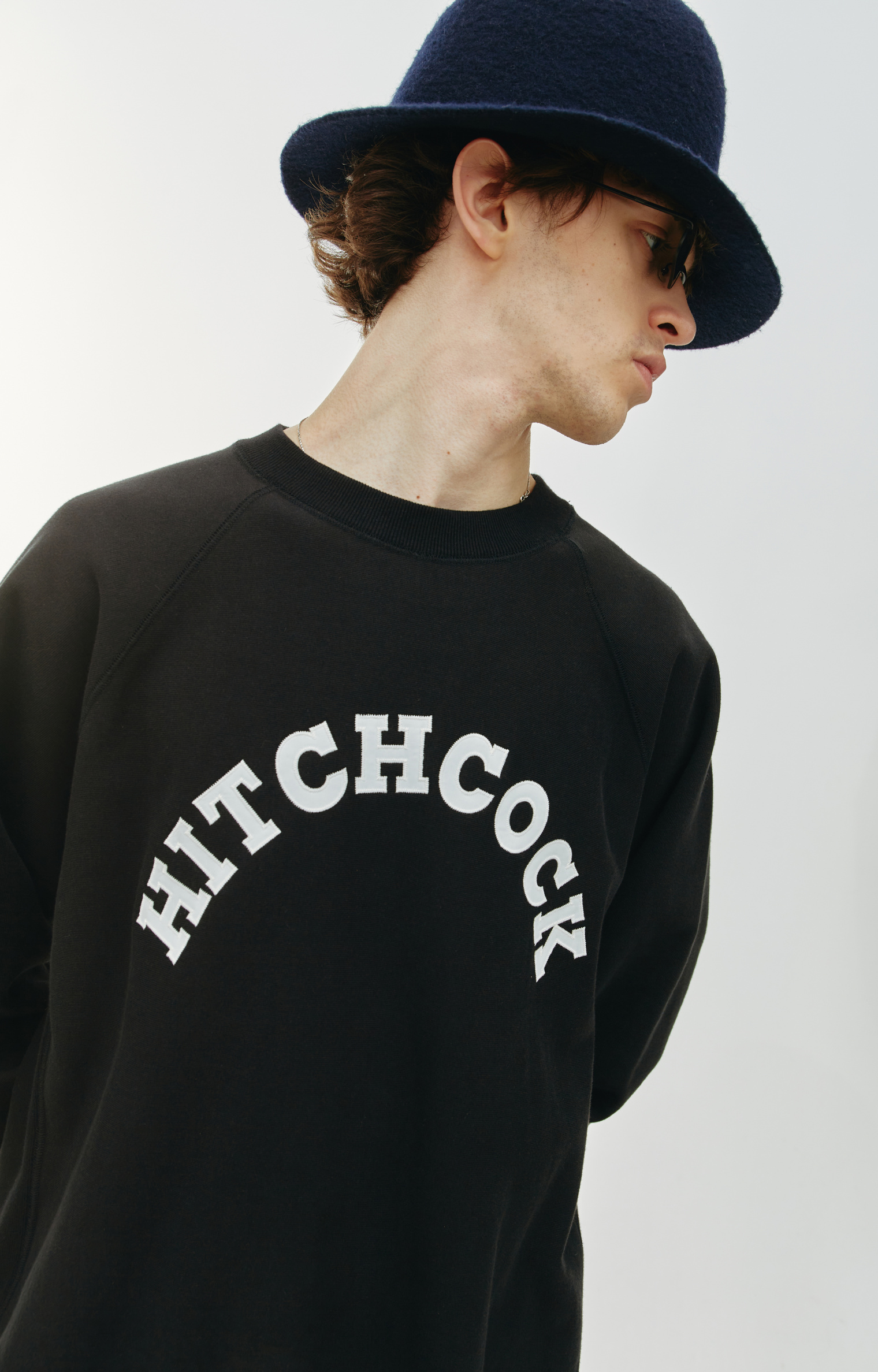 Undercover Черный свитшот Hitchcock