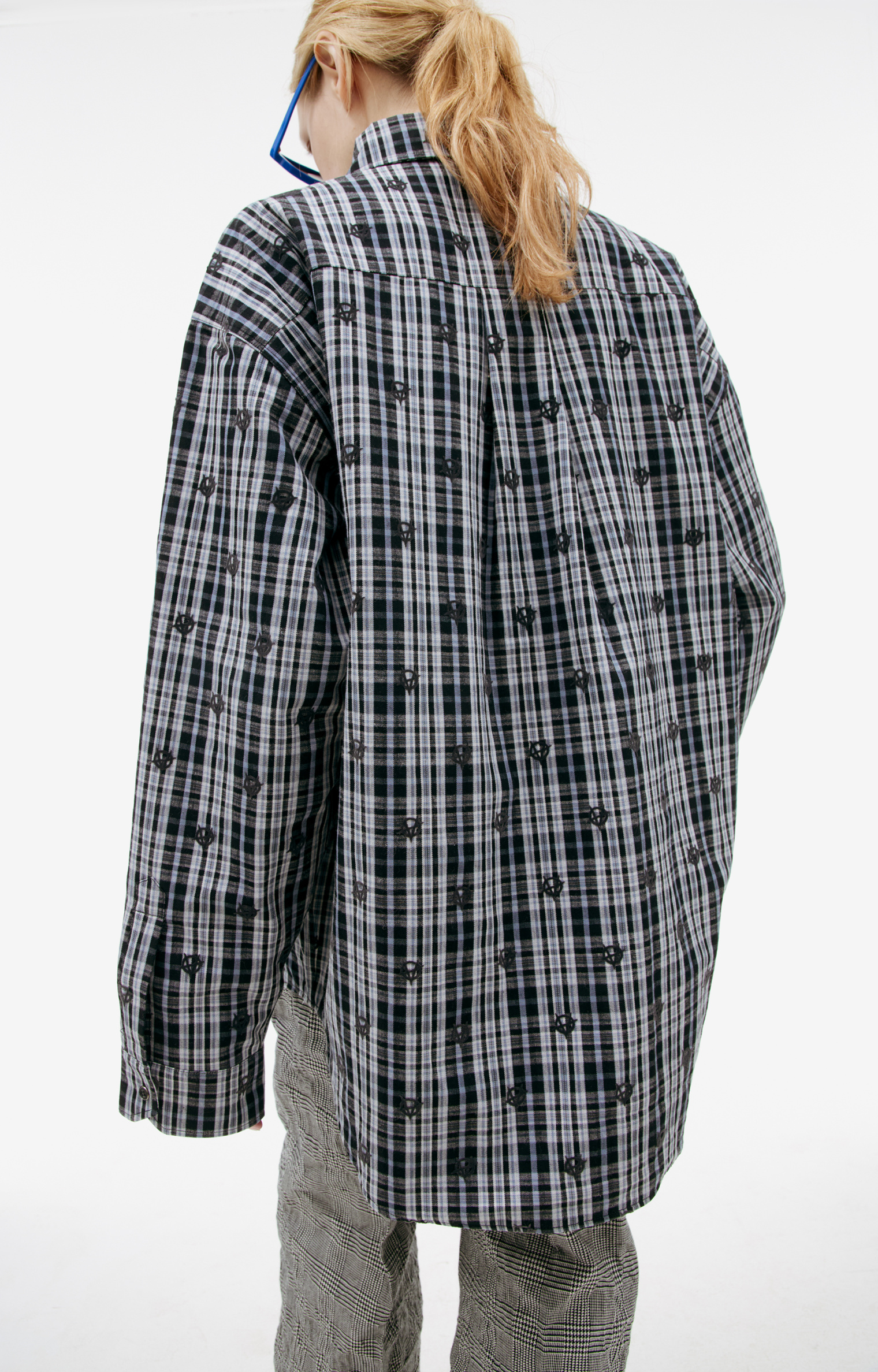 VETEMENTS Logo Embroidered plaid shirt