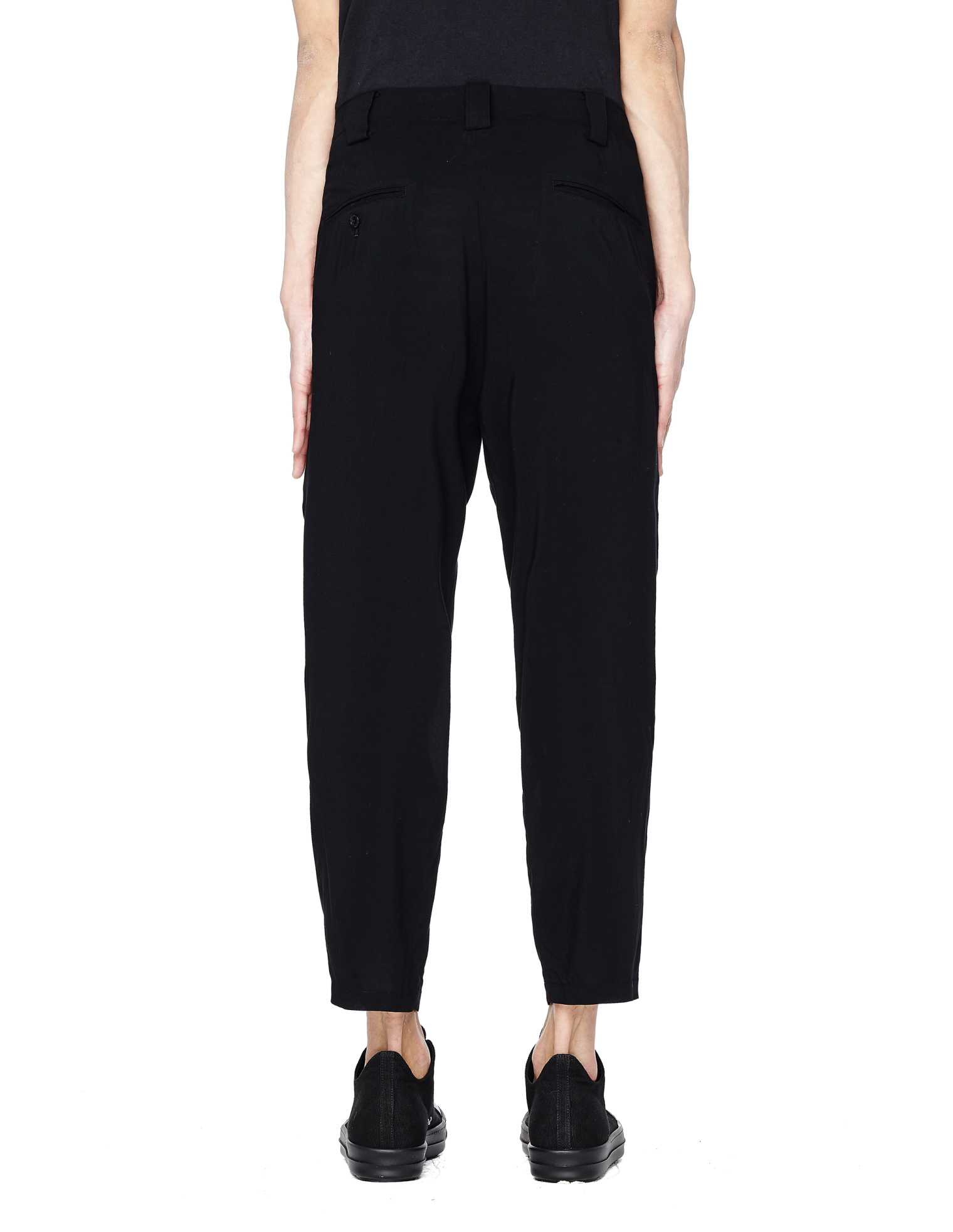 Buy Yohji Yamamoto men black cropped rayon trousers for $609