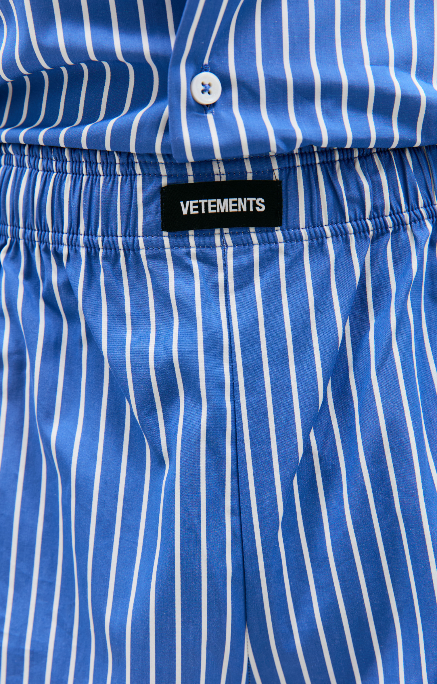 VETEMENTS Wide striped shorts