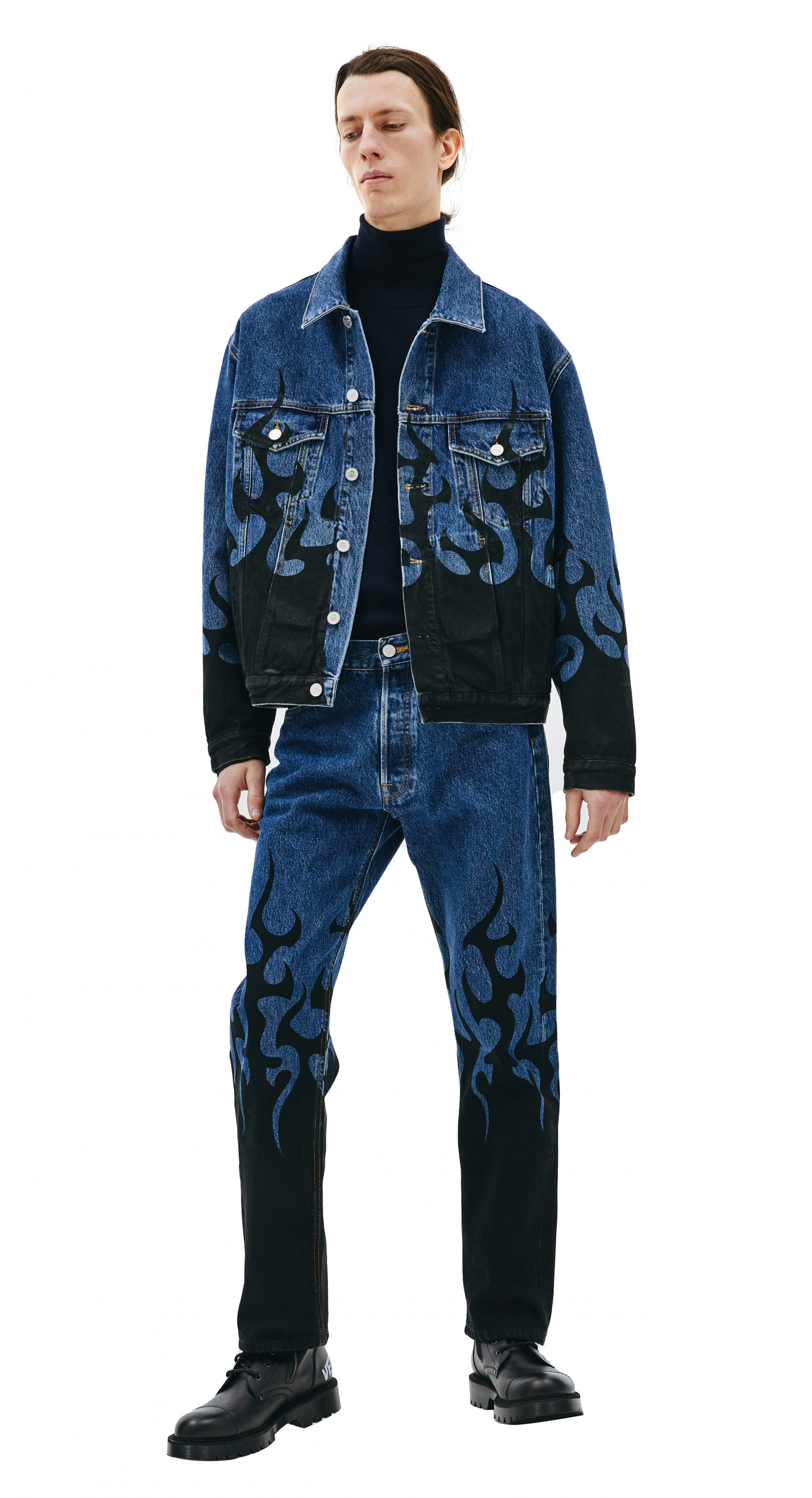 Buy VETEMENTS men navy blue flame print denim jacket for $1,603