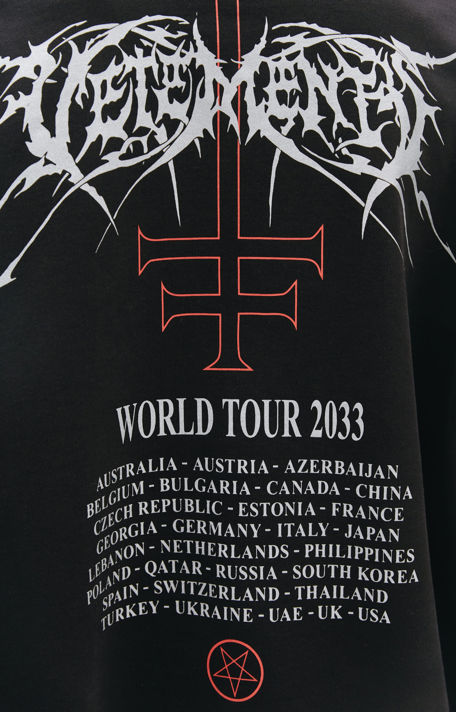 VETEMENTS World tour oversized hoodie
