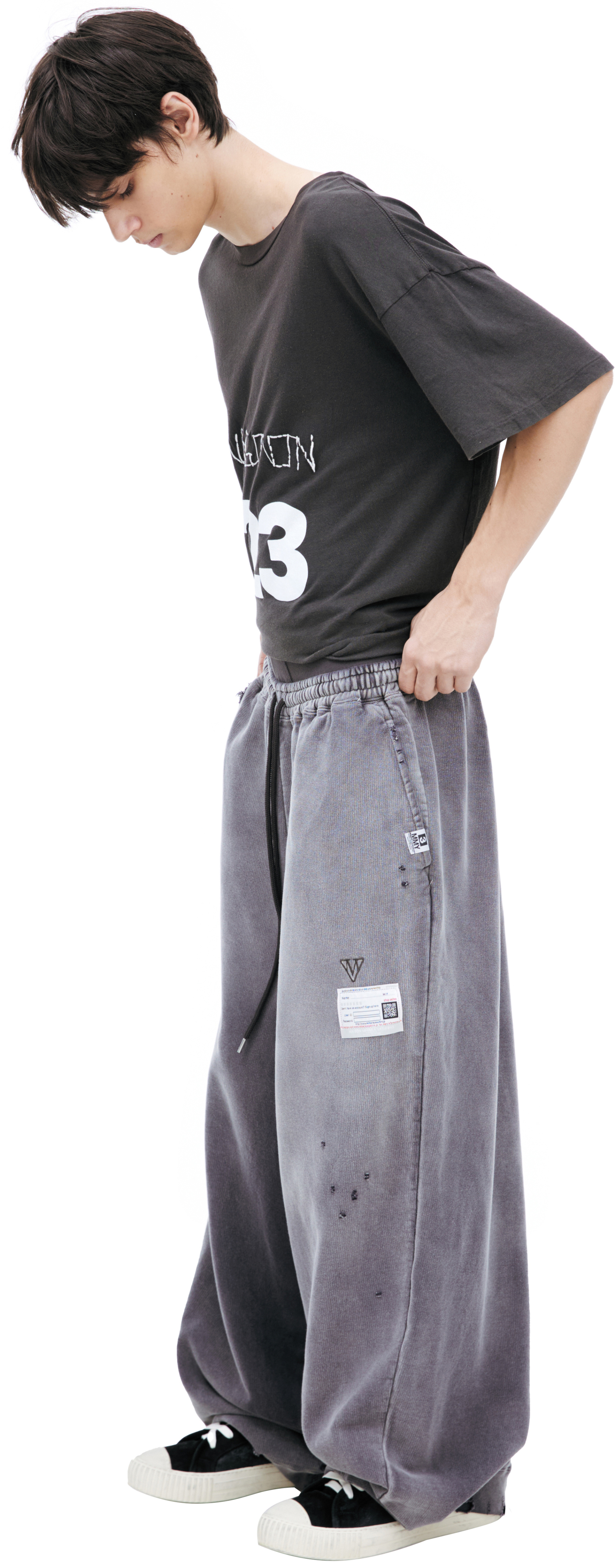 Maison Mihara Yasuhiro Scuffed sweatpants