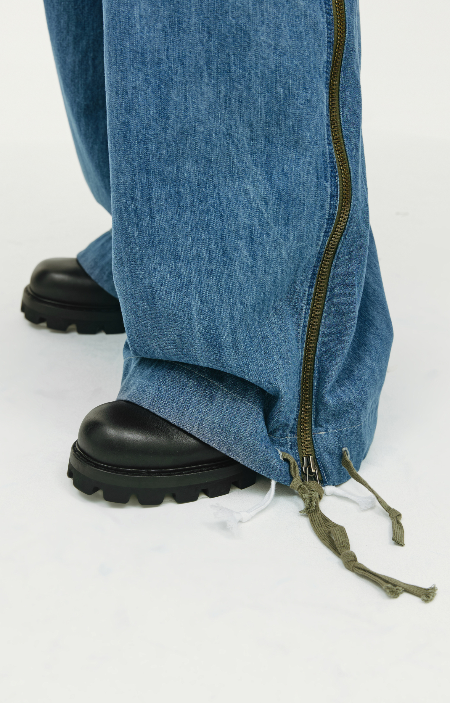 Greg Lauren Wide jeans with zippers