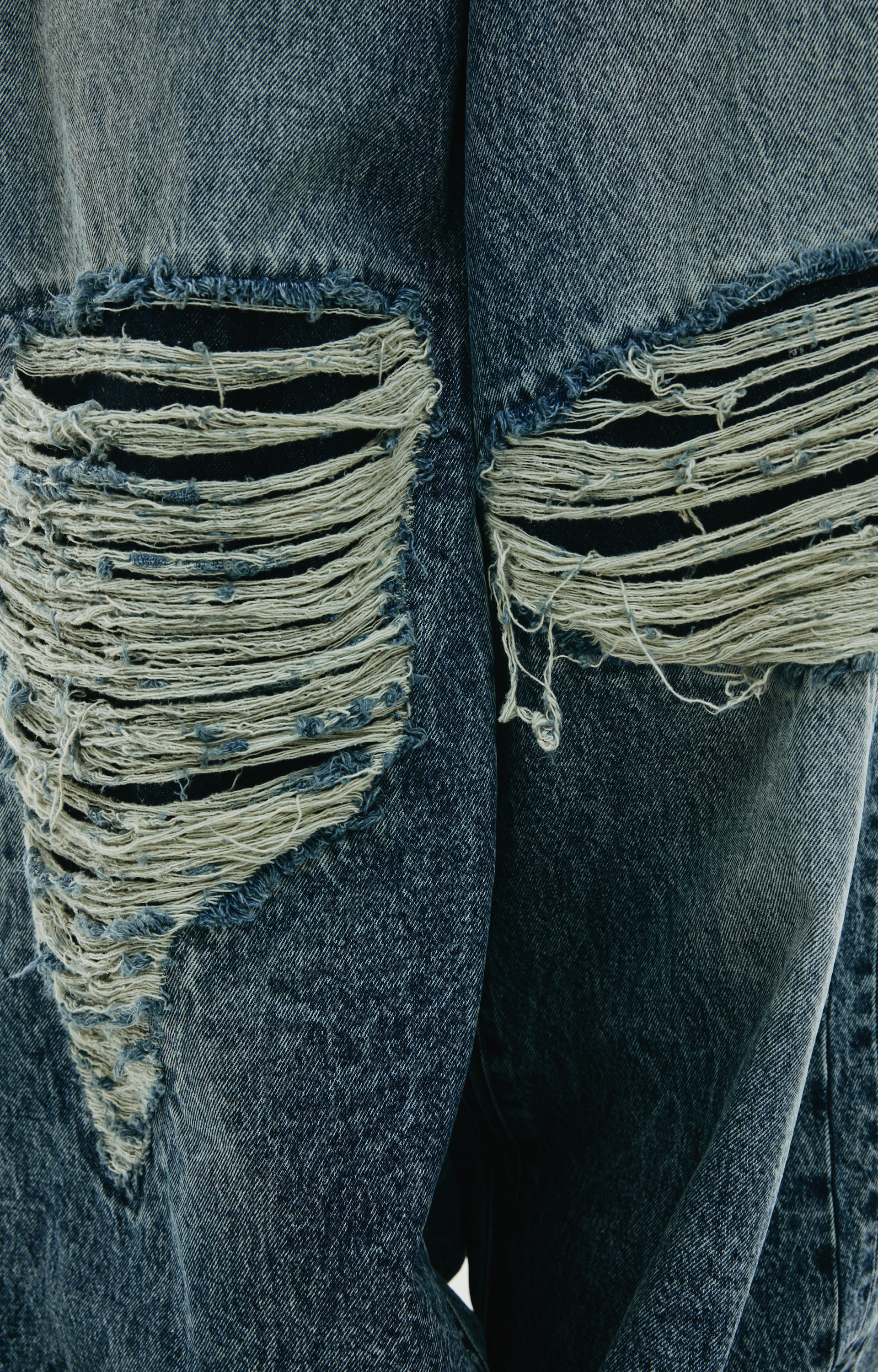 VETEMENTS Distressed wide-leg jeans
