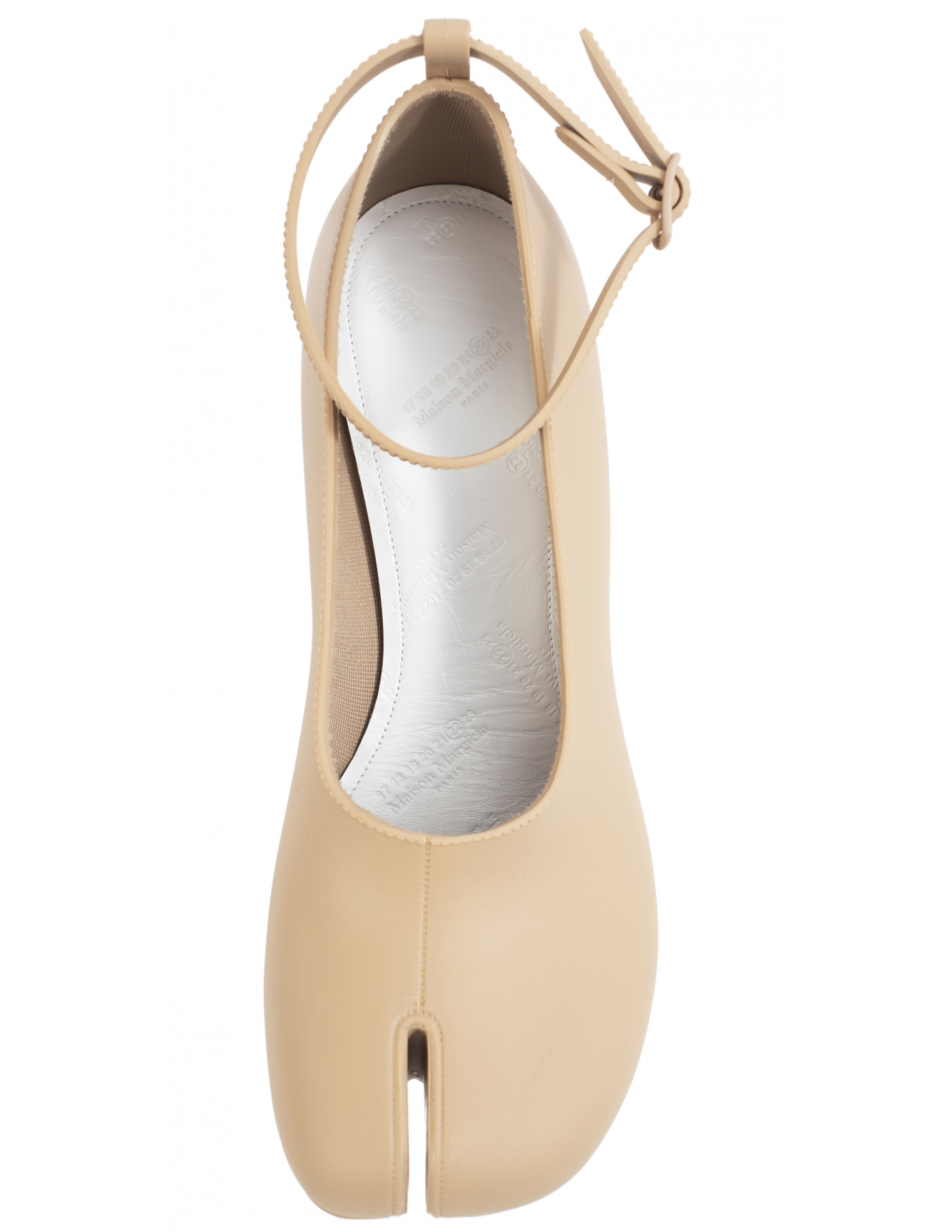 Maison Margiela Tabi Mary-Jane Pumps in beige