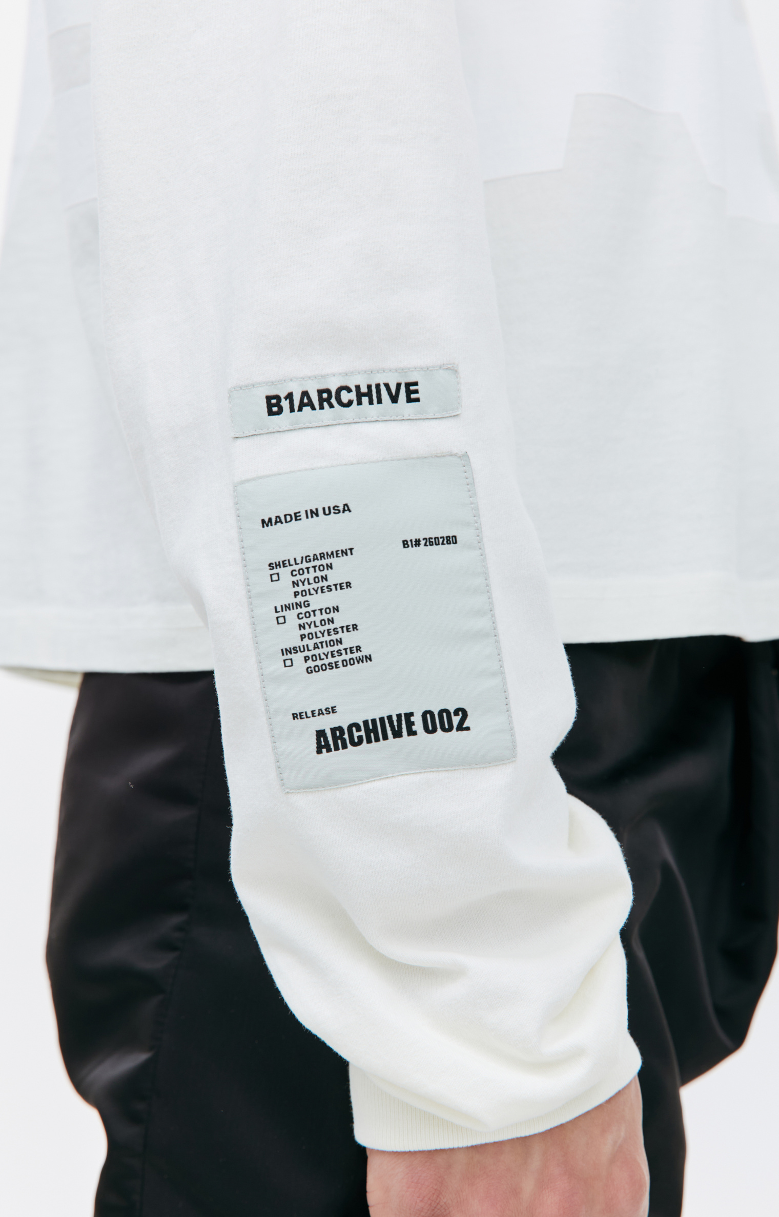 B1ARCHIVE Logo printed longsleeve