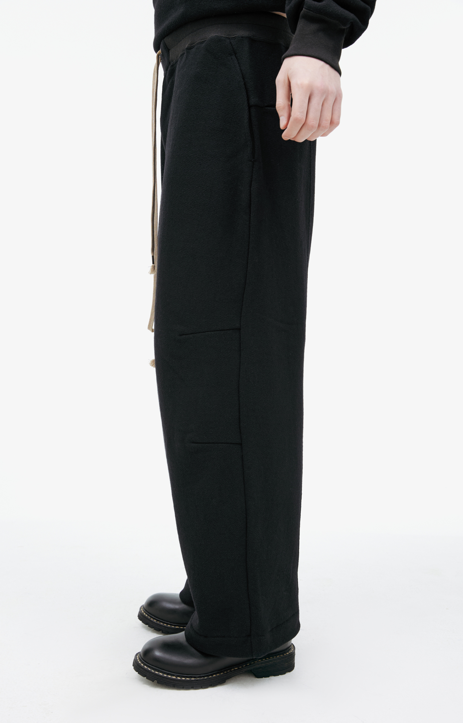 The Viridi-Anne Black wool trousers