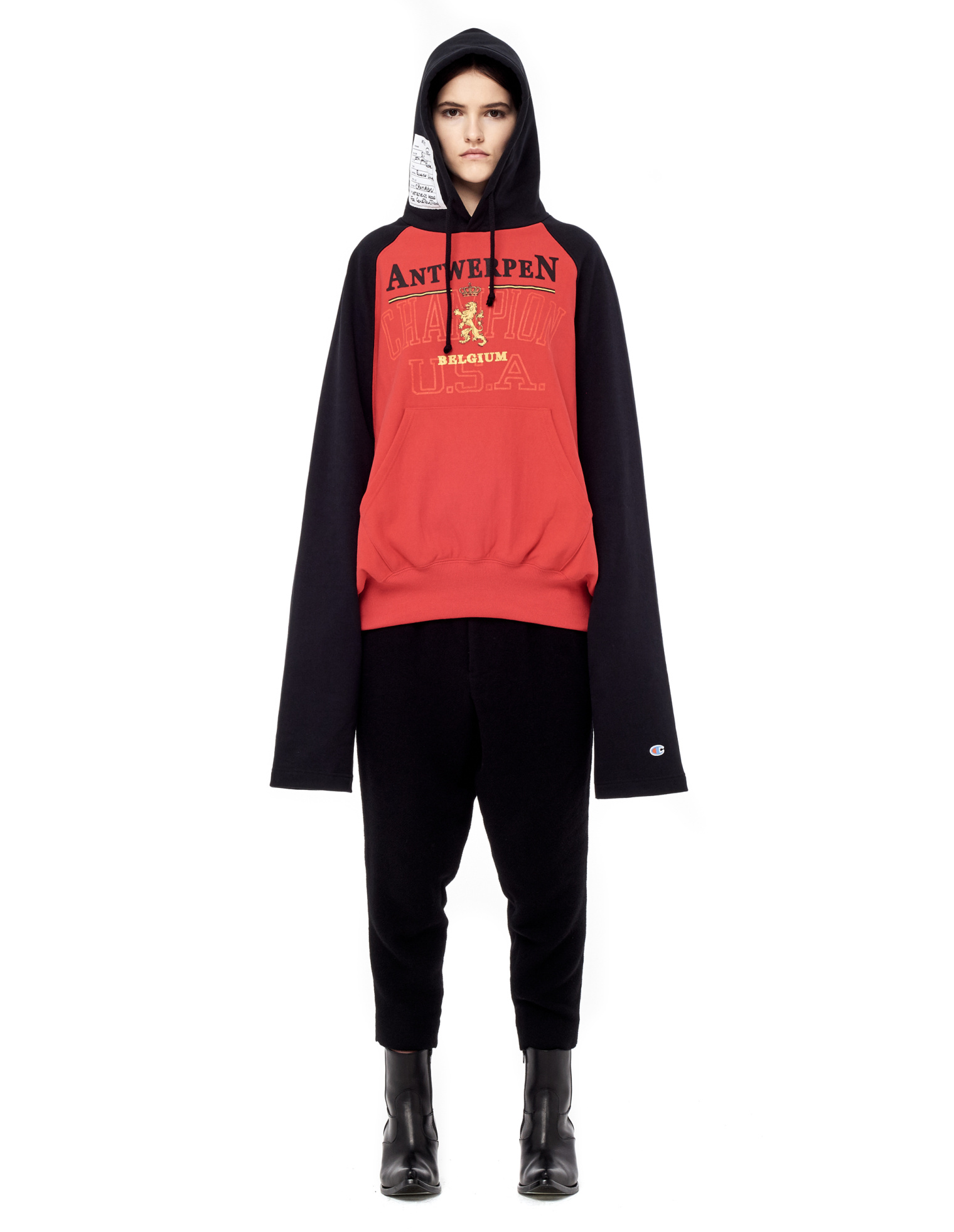 VETEMENTS \'Champion\' hoodie