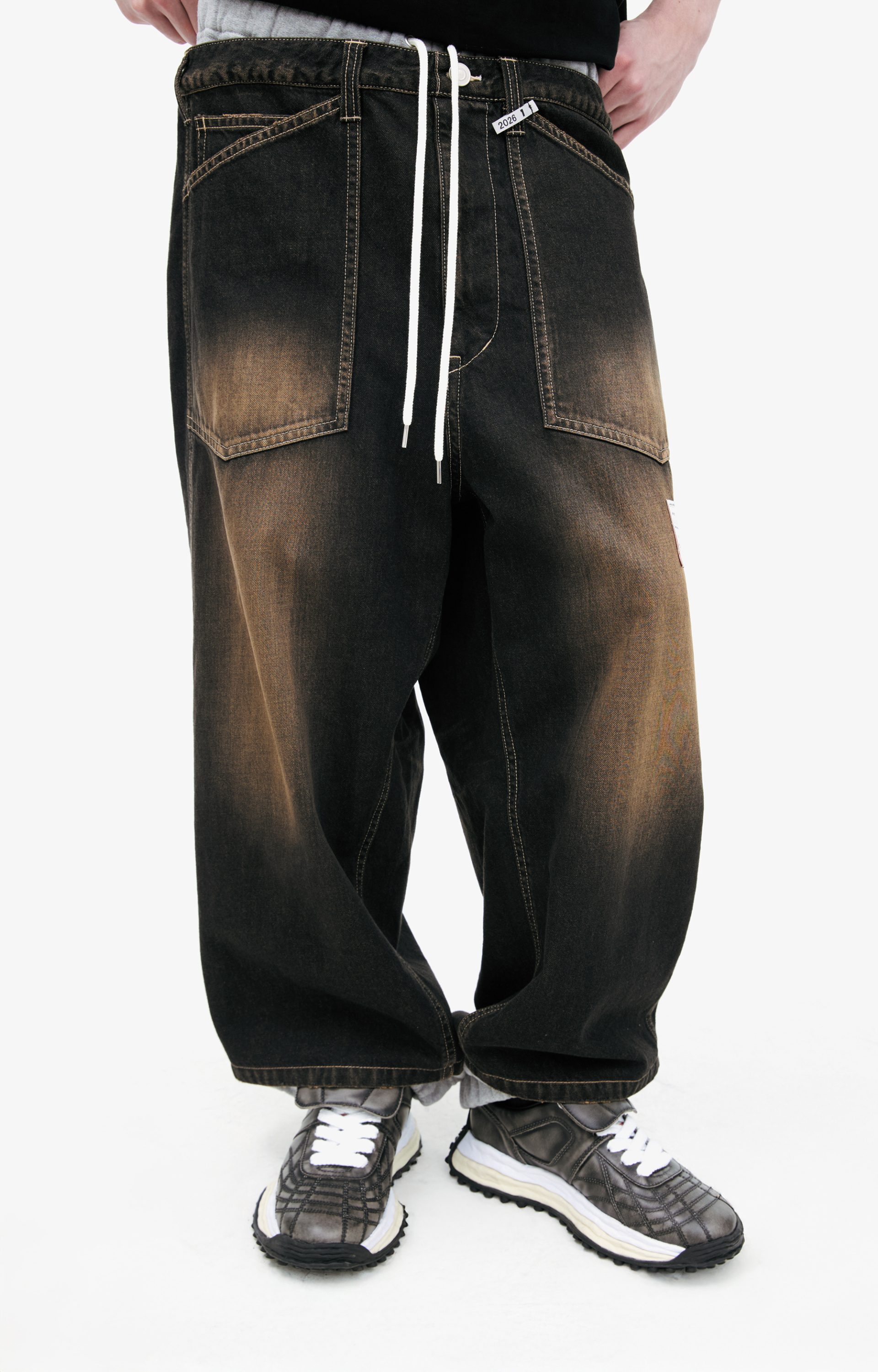 Maison Mihara Yasuhiro Jeans with patch pockets