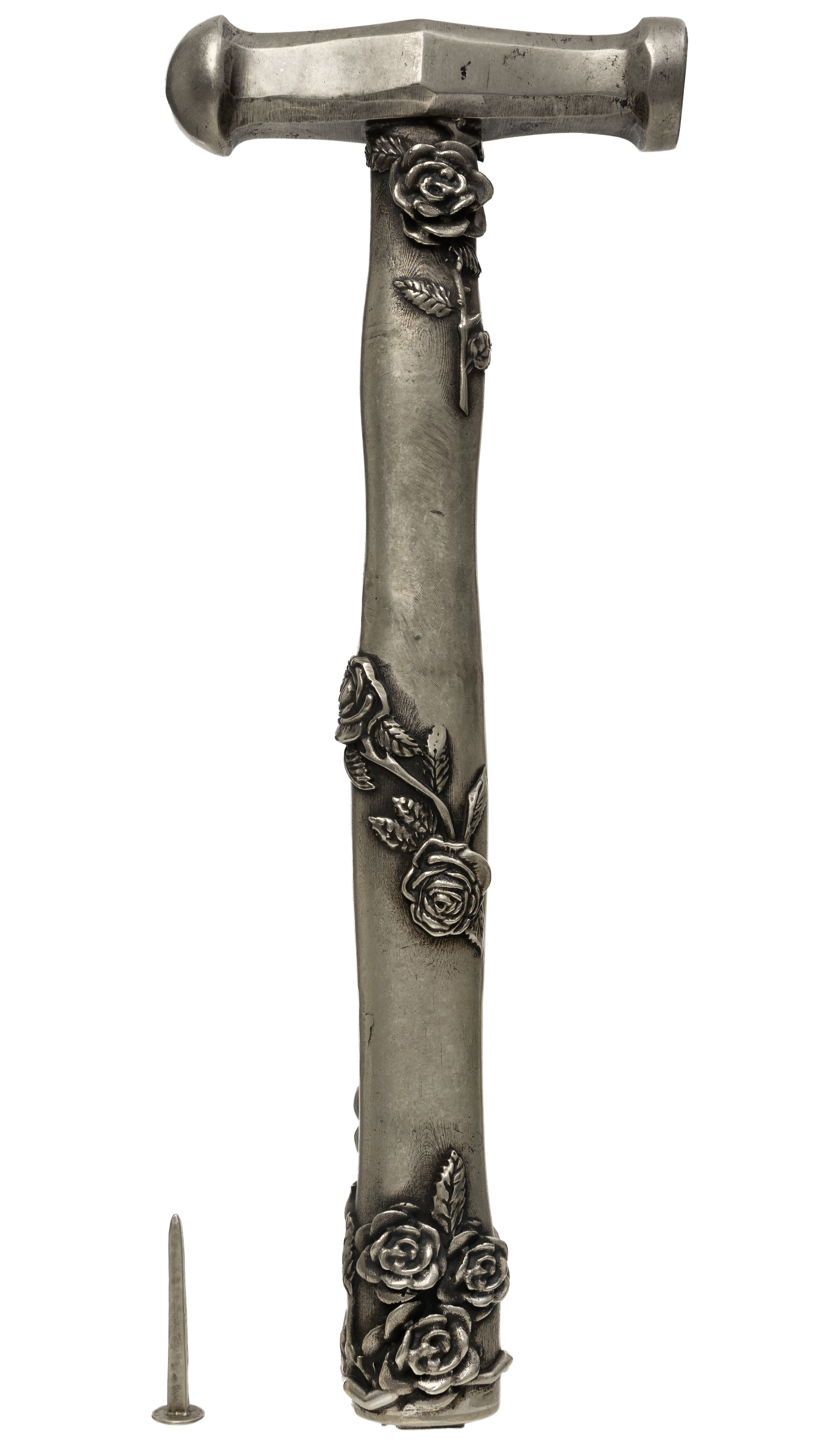 Enfants Riches Déprimés Bronze hammer and nail