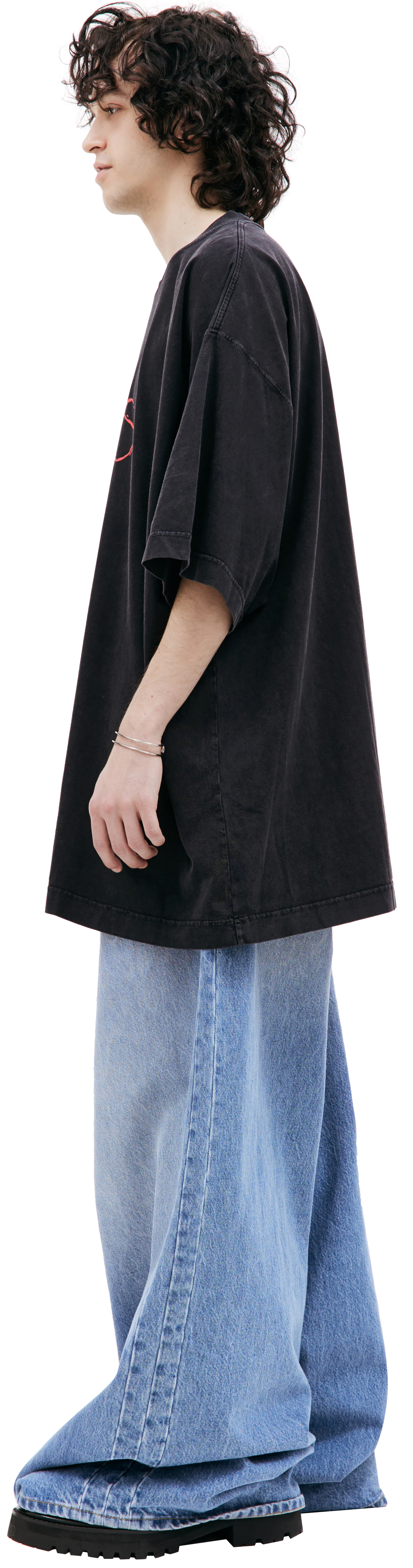 VETEMENTS Оверсайз футболка с принтом XES