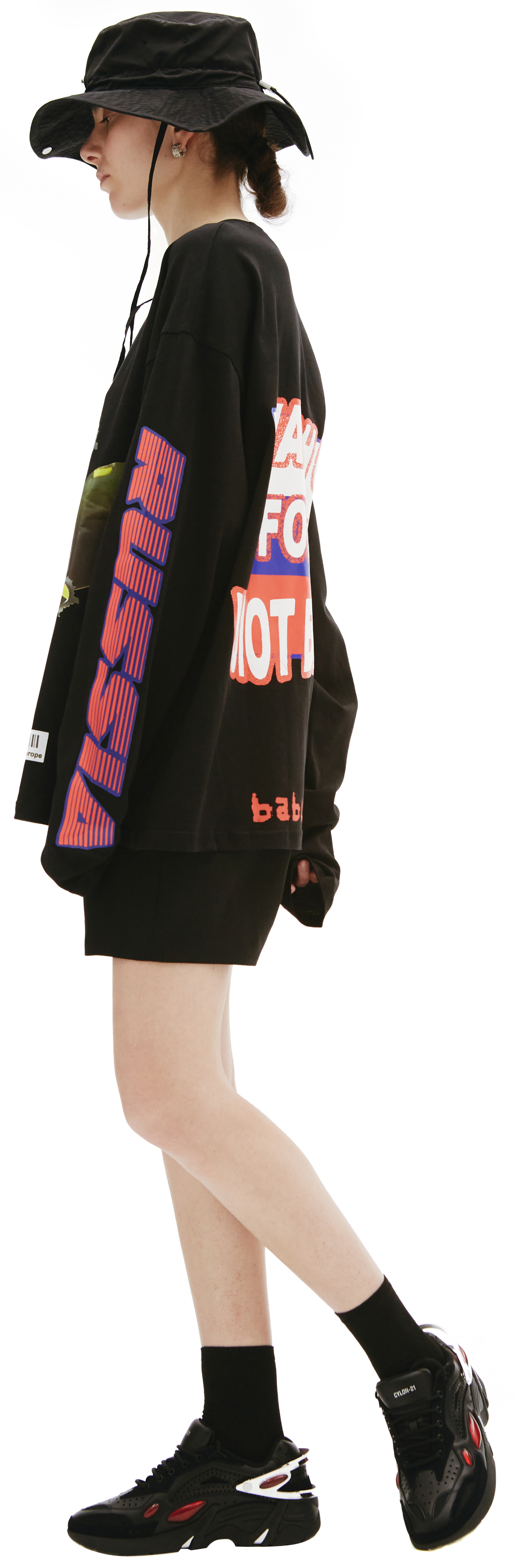 AWGE WATCH OUT black Longsleeve