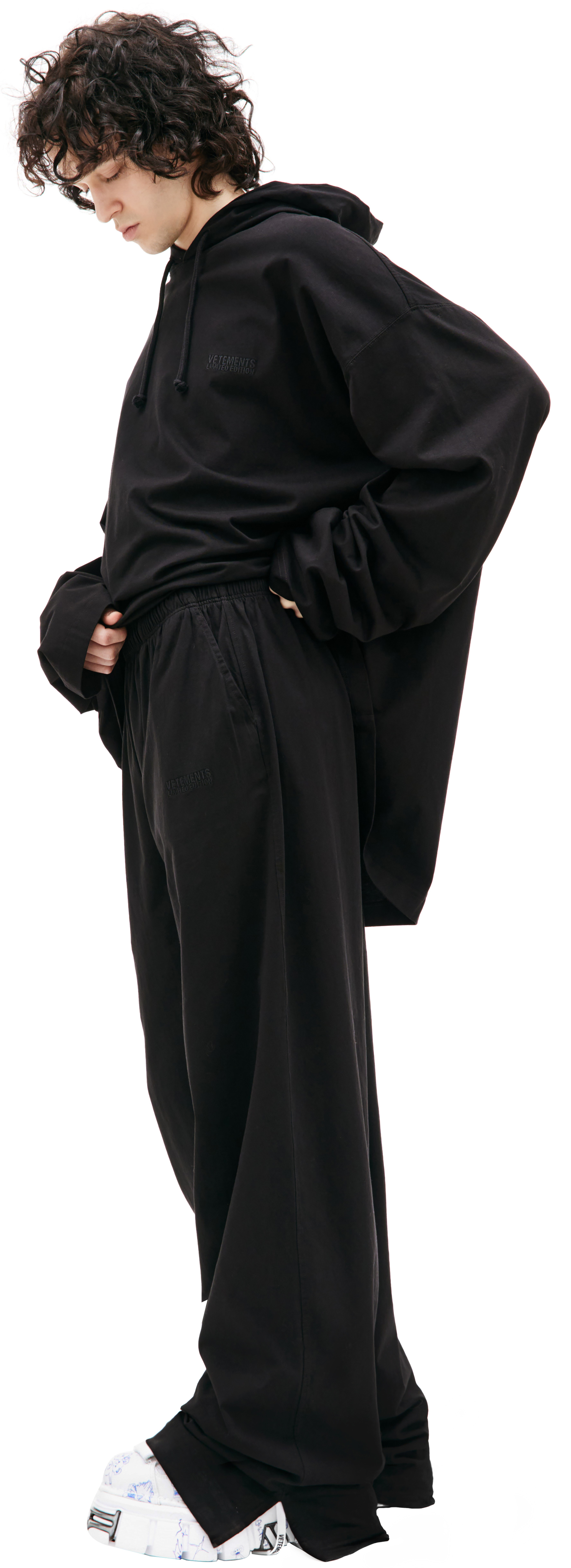 VETEMENTS Black oversized sweatpants