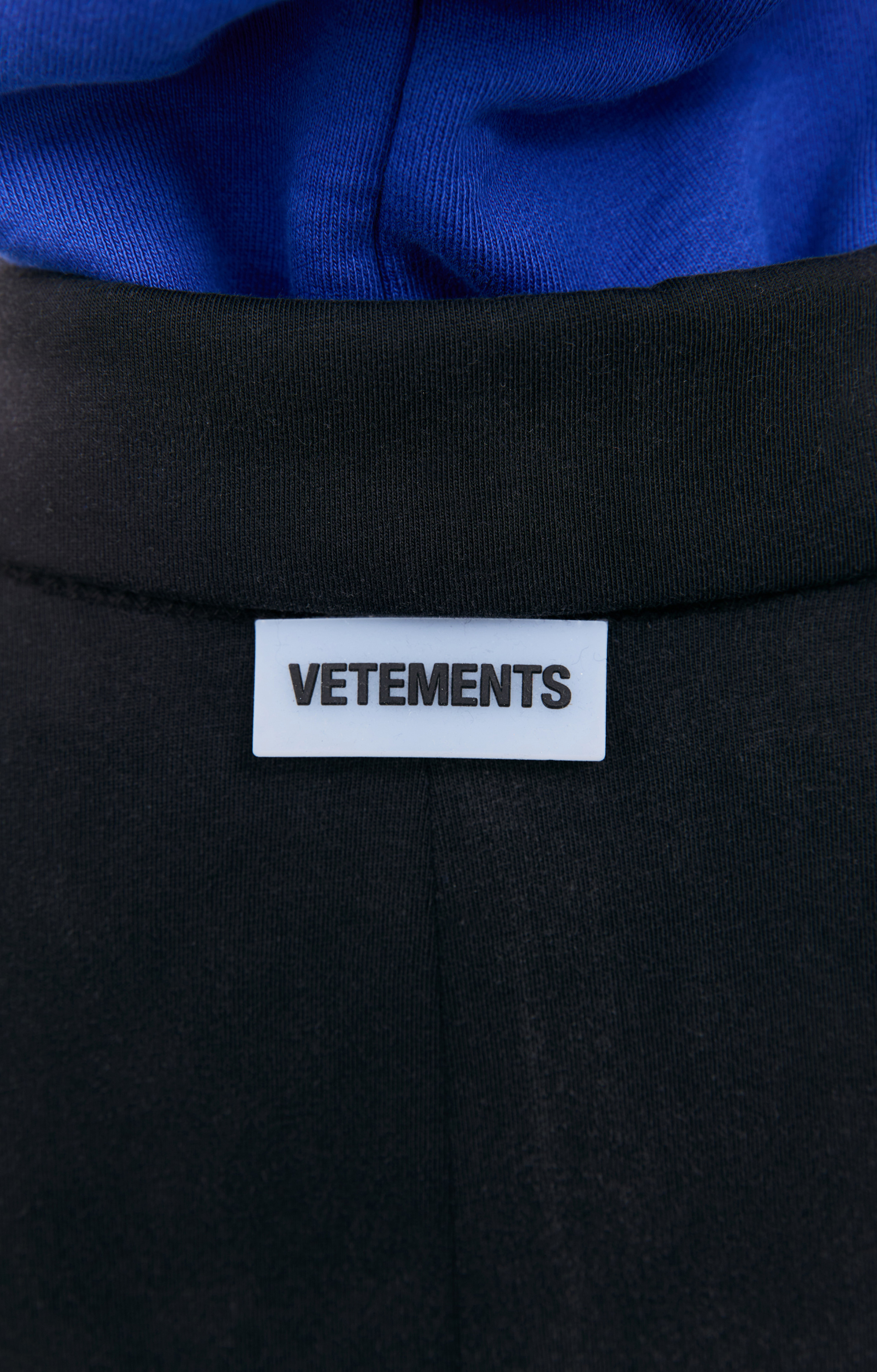 VETEMENTS Black oversized jacket