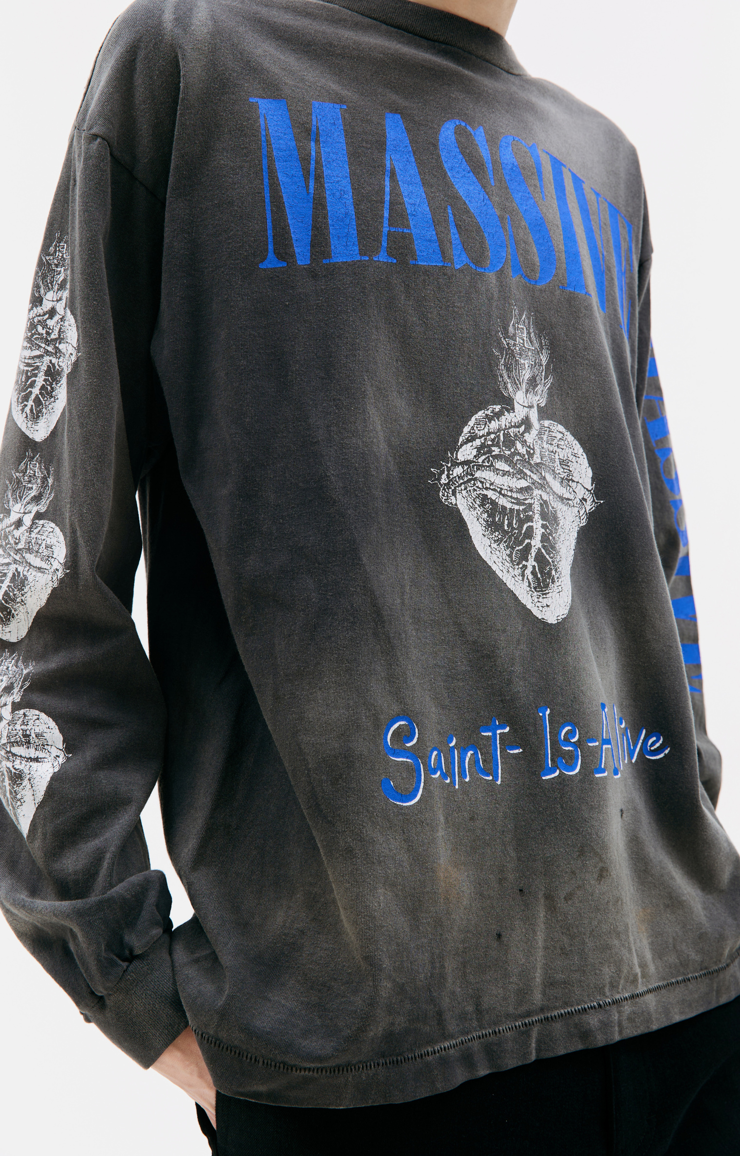 Buy Saint Michael men grey 'massive' printed longsleeve for $630