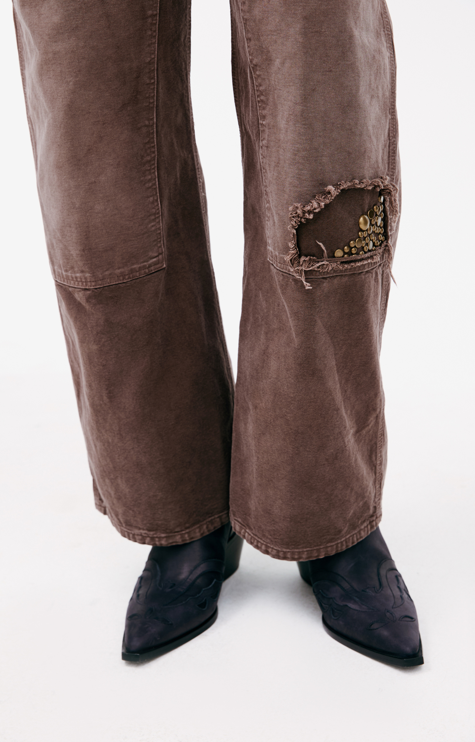 Satoshi Nakamoto Trousers with distressed effect