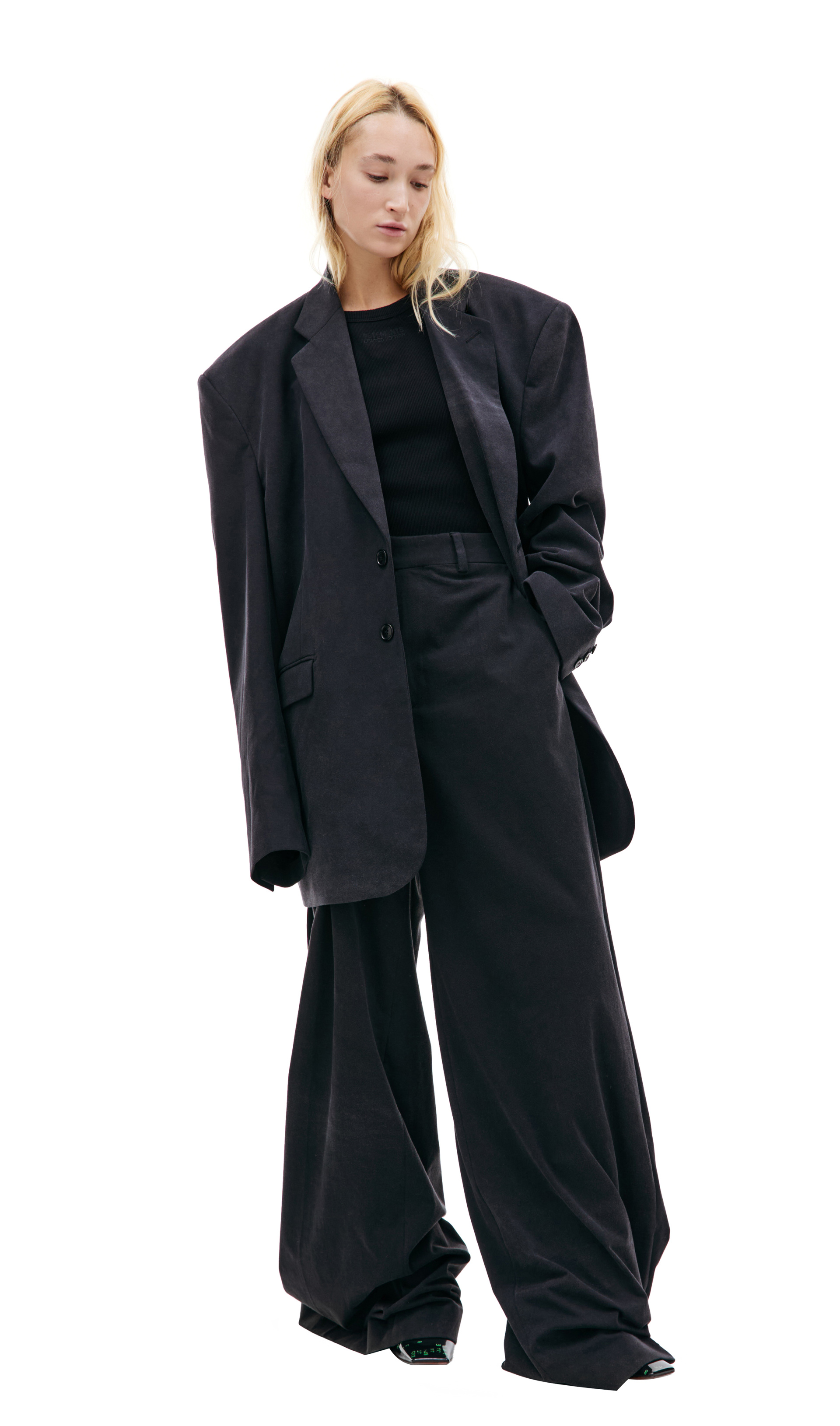 VETEMENTS Black oversized blazer