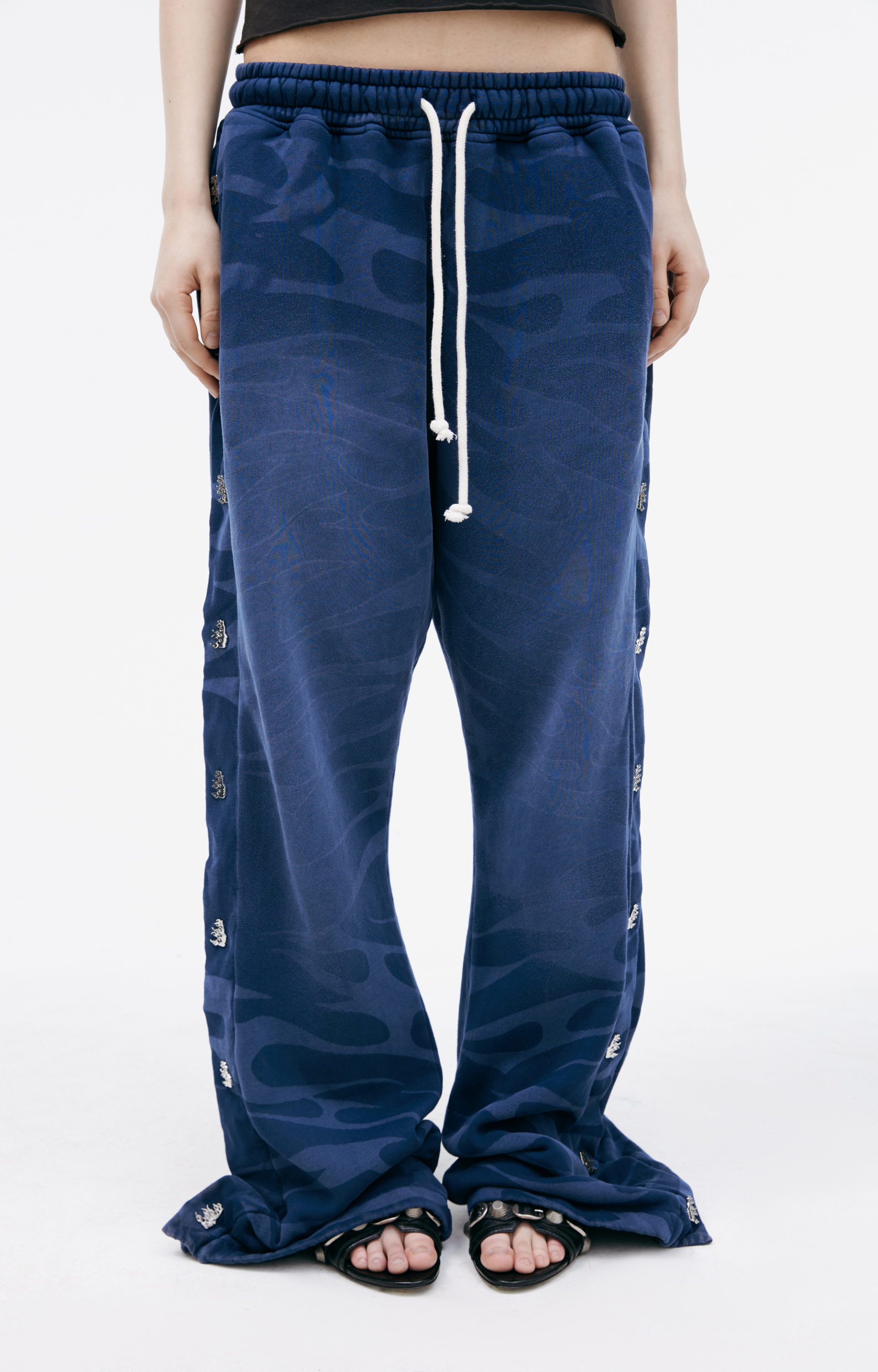 Hellstar Trousers with a logo on the stripes