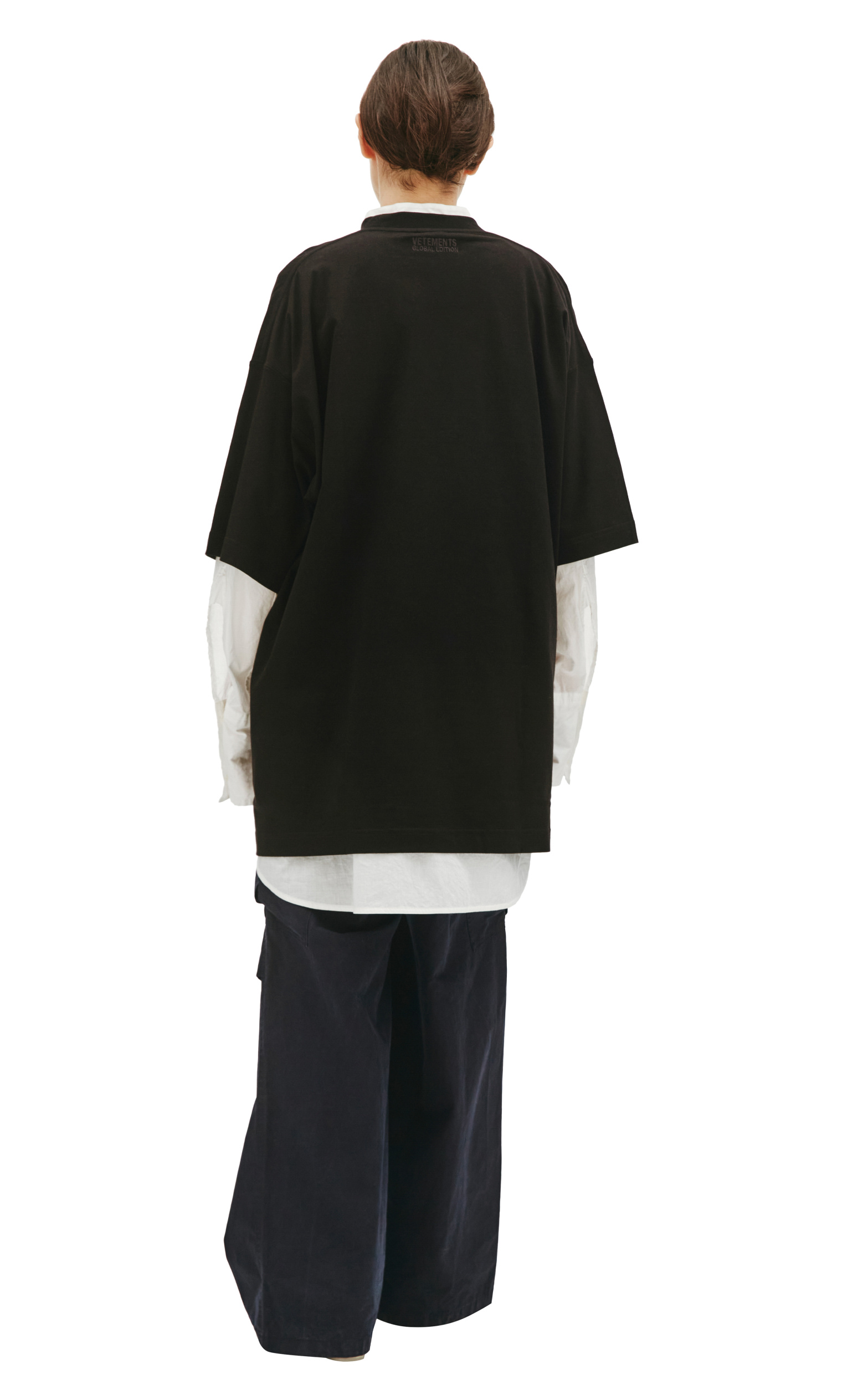 VETEMENTS Russia Logo Black T-shirt