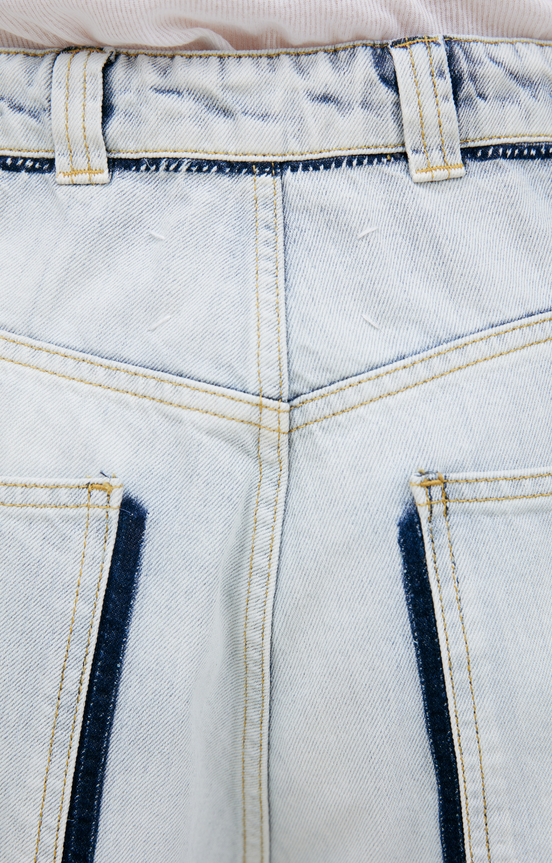 Maison Margiela Jeans with contrast stitching