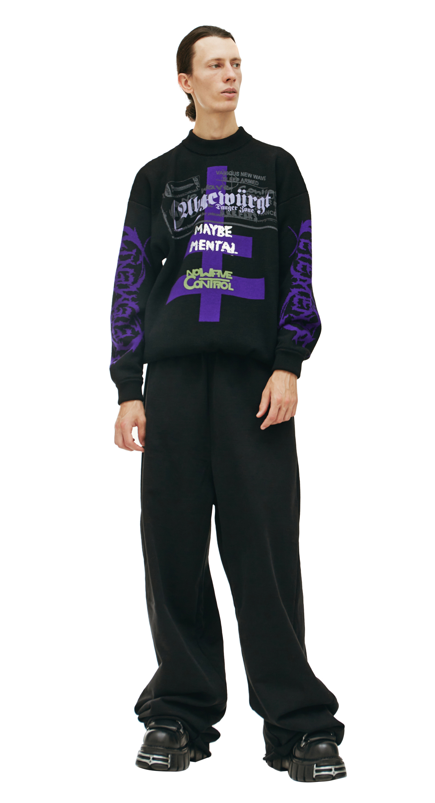 VETEMENTS Sweater
