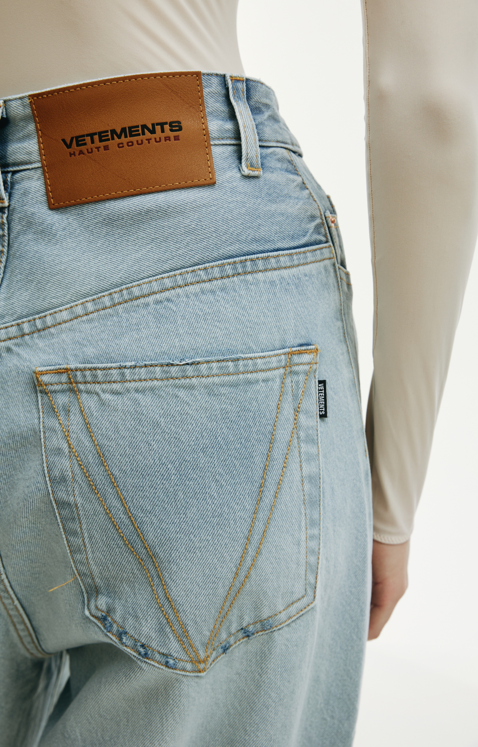 VETEMENTS Blue baggy jeans
