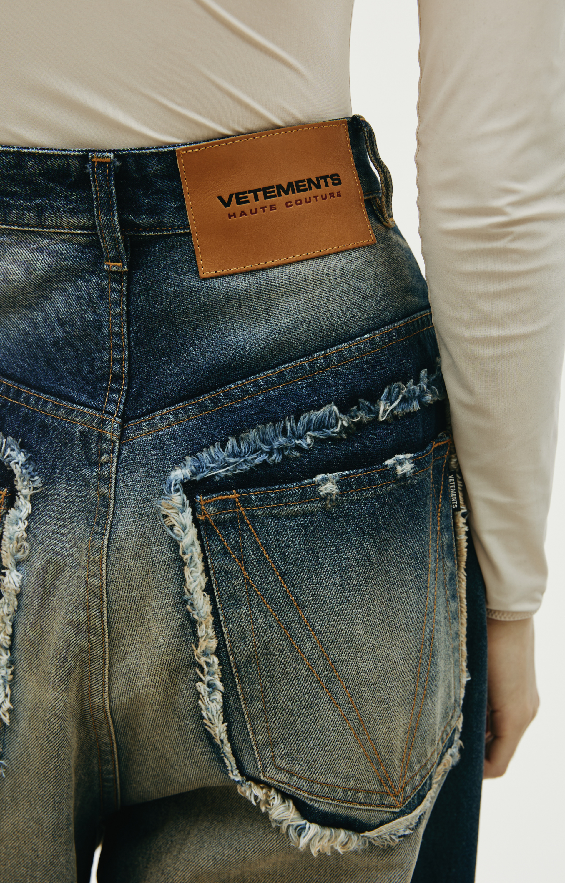 VETEMENTS Navy blue baggy jeans