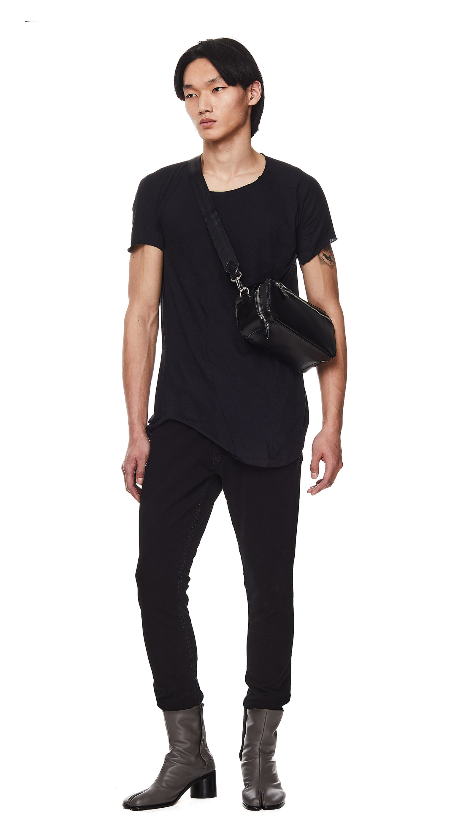 Leon Emanuel Blanck Черная футболка с асимметричным низом