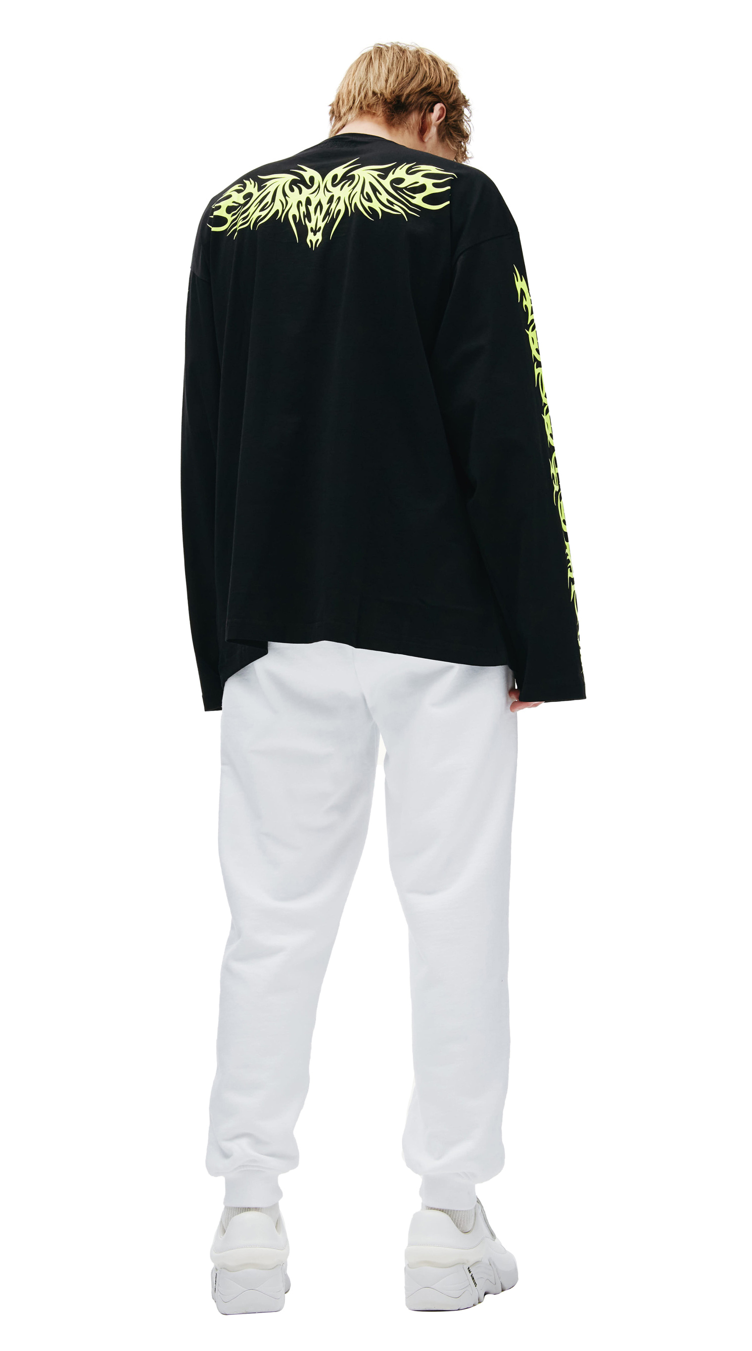 VETEMENTS Gothic print longsleeve t-shirt in black