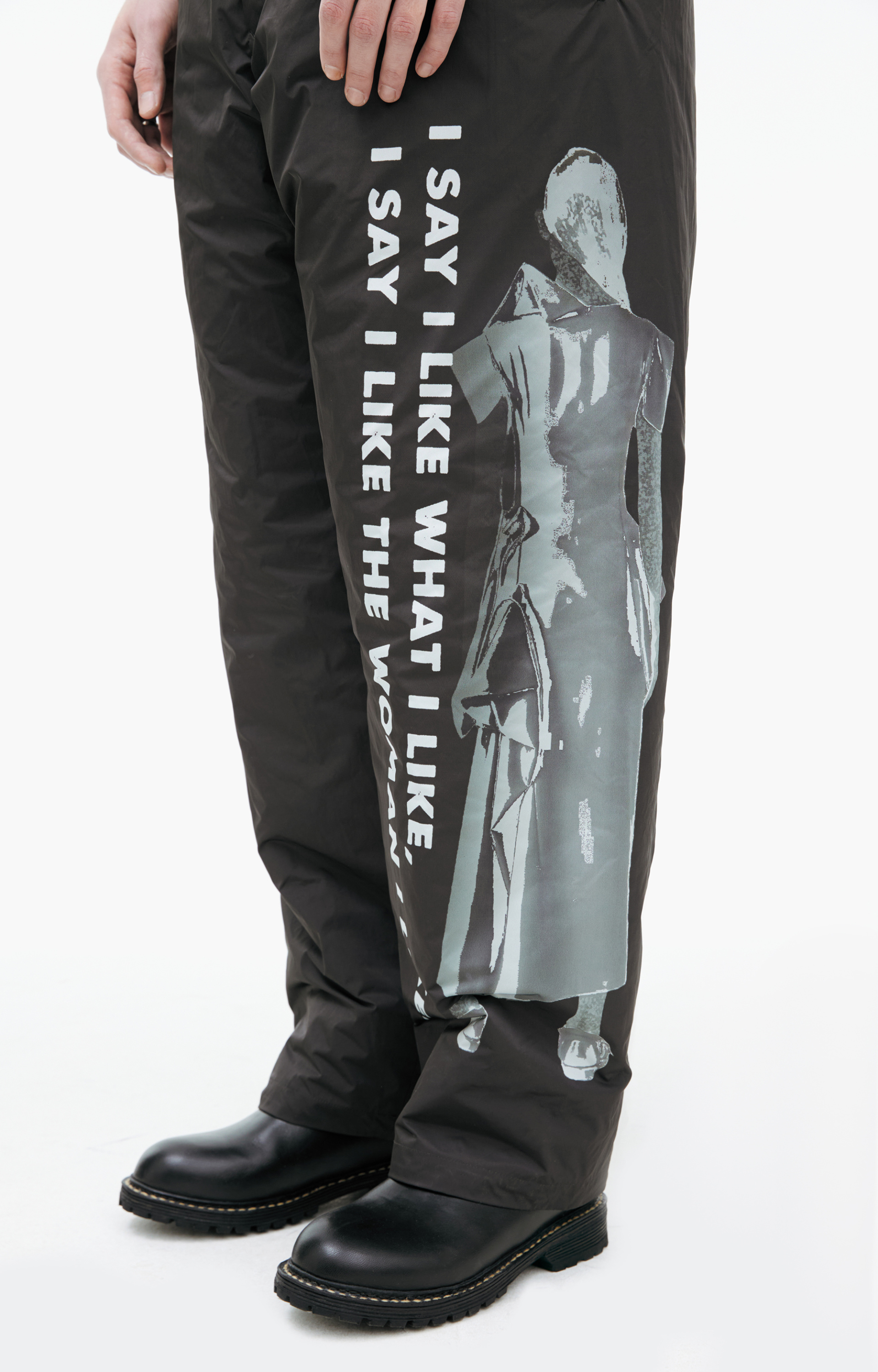 Yohji Yamamoto Black trousers with a print