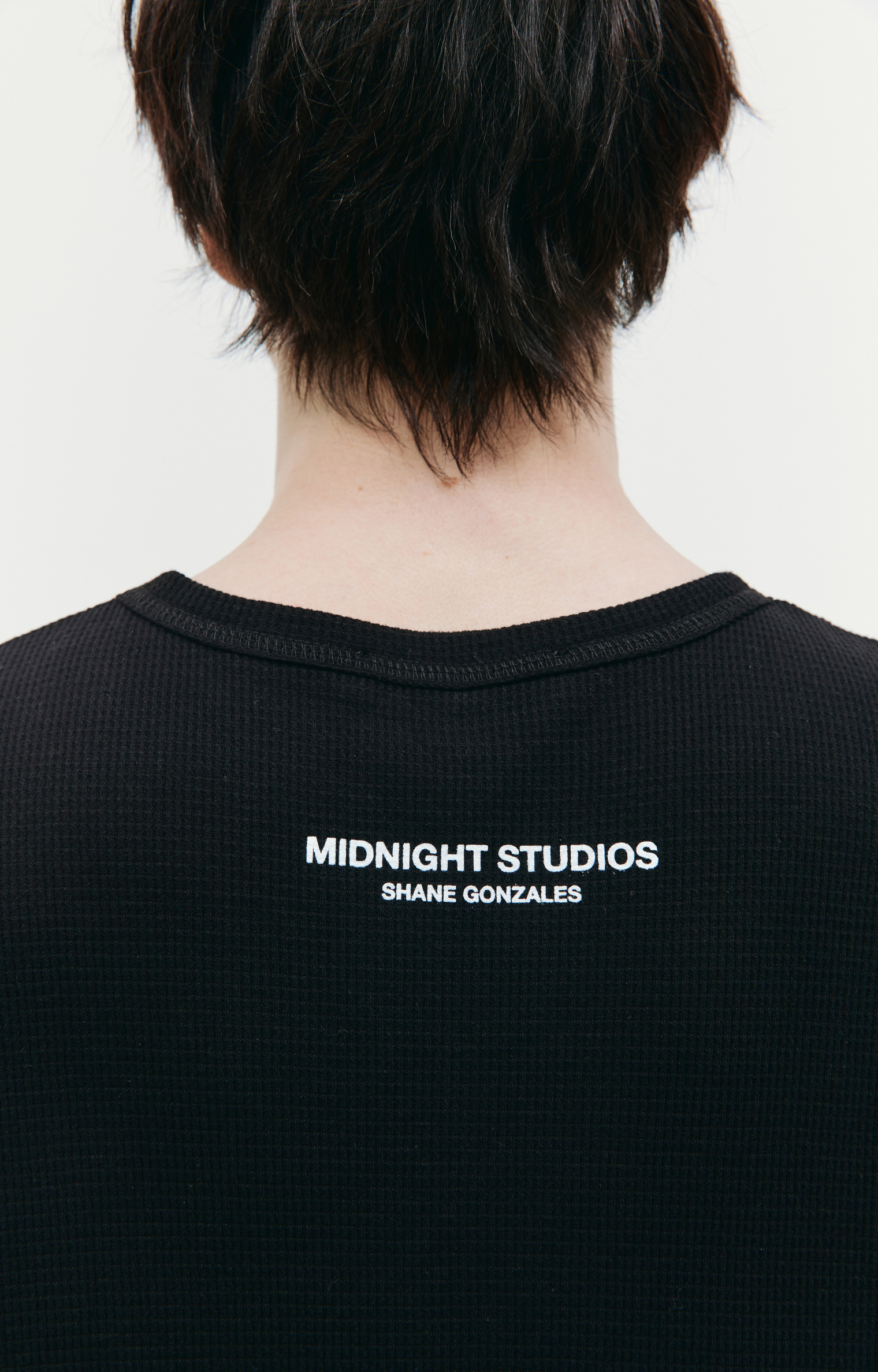 Midnight Studios Черная футболка с принтом
