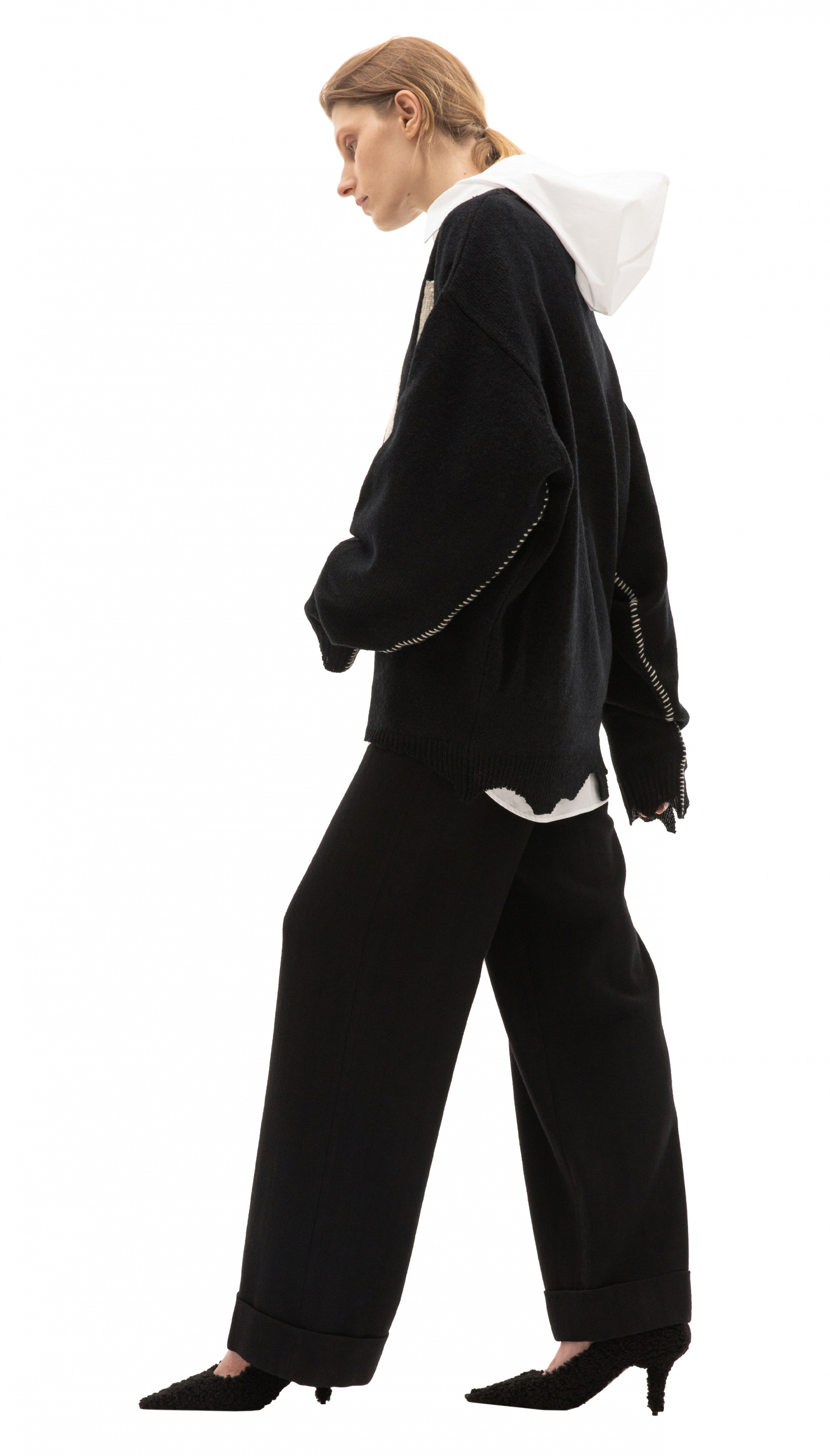 Buy Saint Michael women sin wool sweater in black for $810 online on SV77,  SM-A21-0000-039