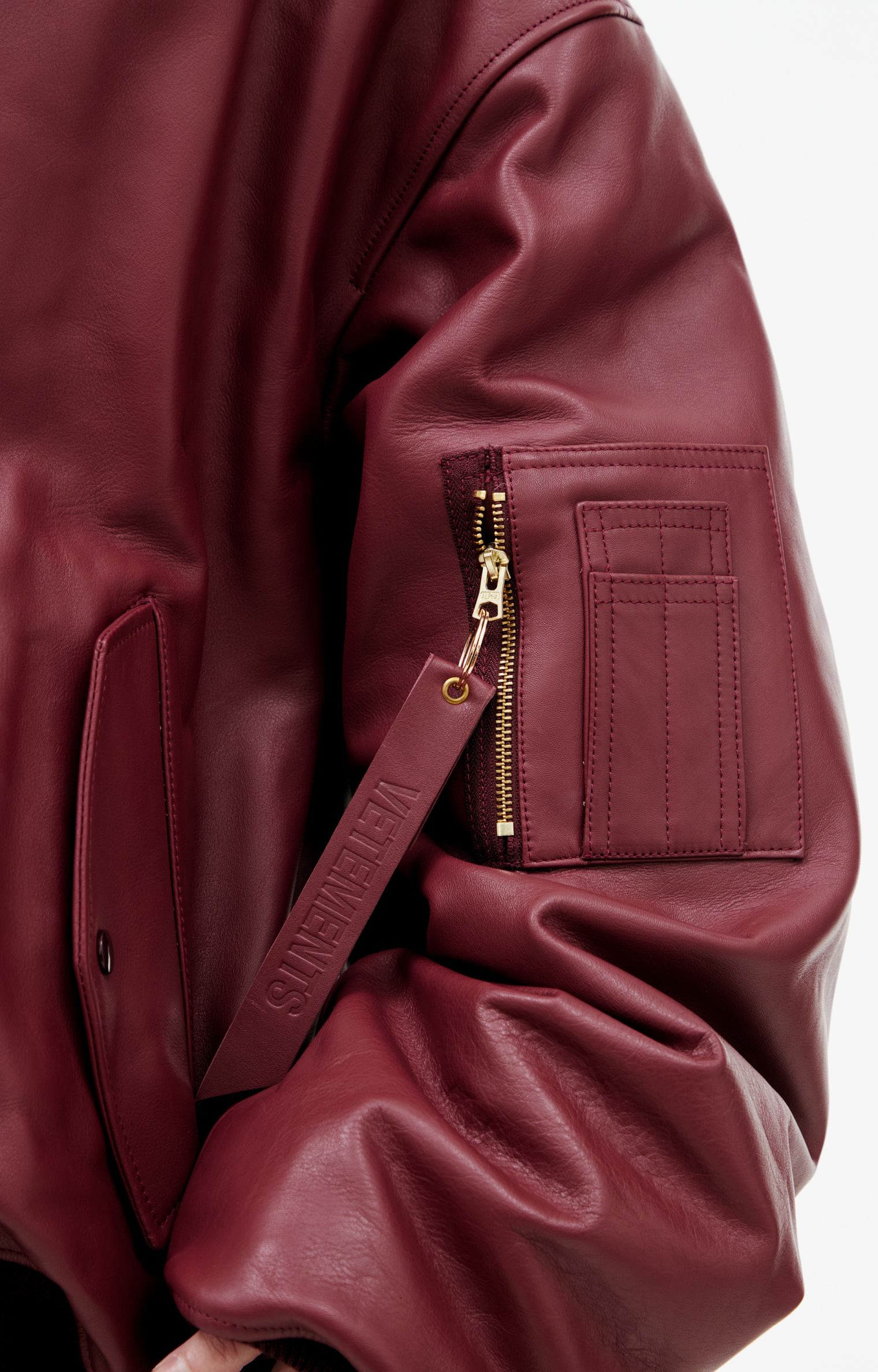 VETEMENTS Zippered leather bomber