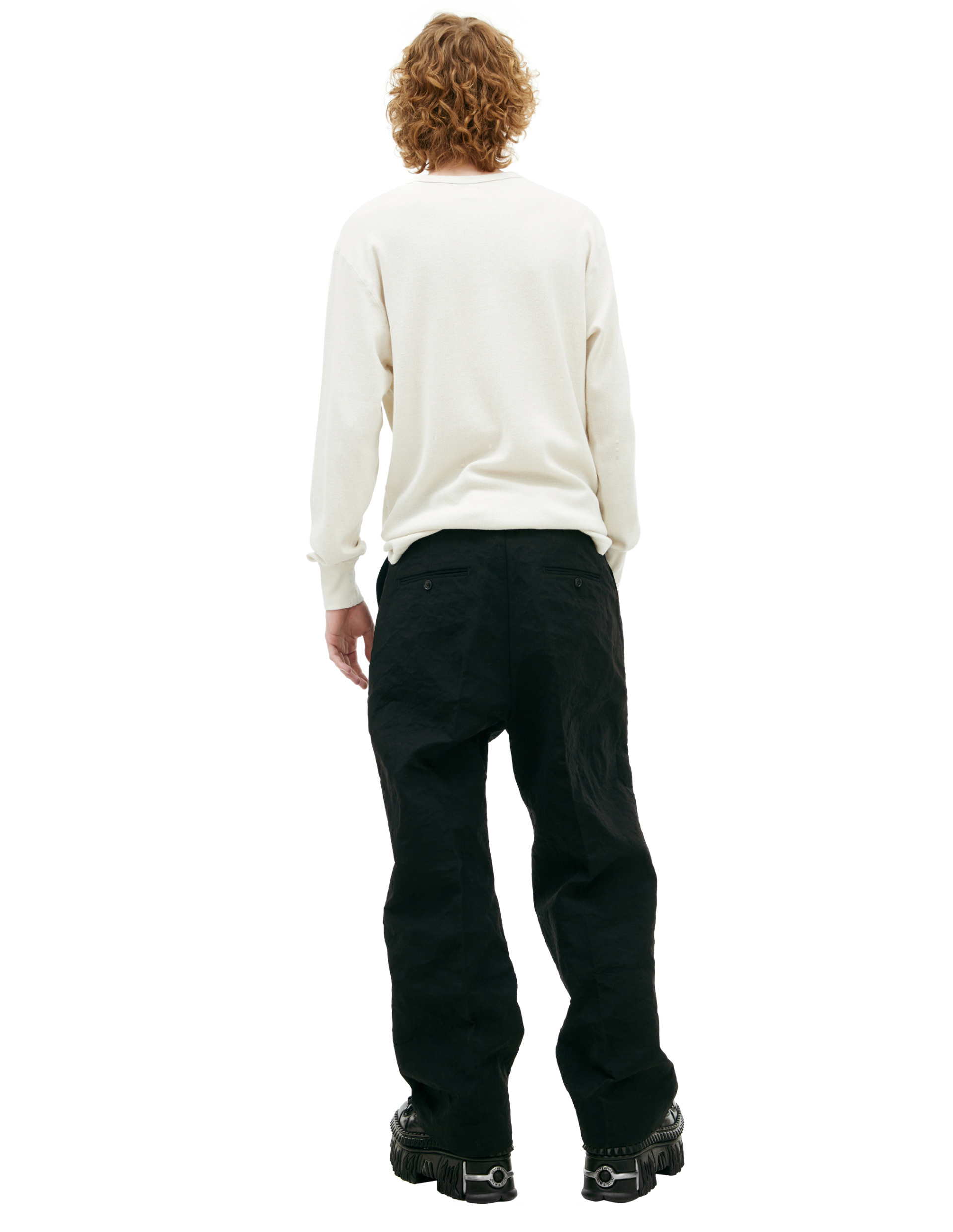 VETEMENTS Брюки-UA66PA110B со стрелками, металлизированные, мятые, черн