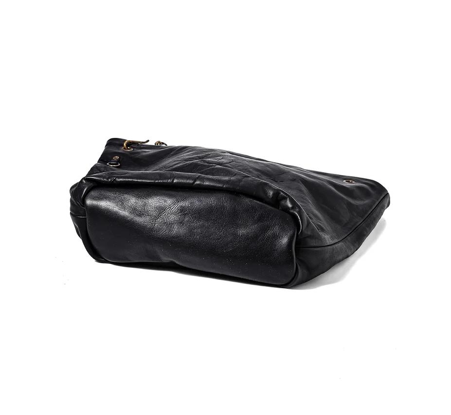 Ziggy Chen Leather bag with a thin strap