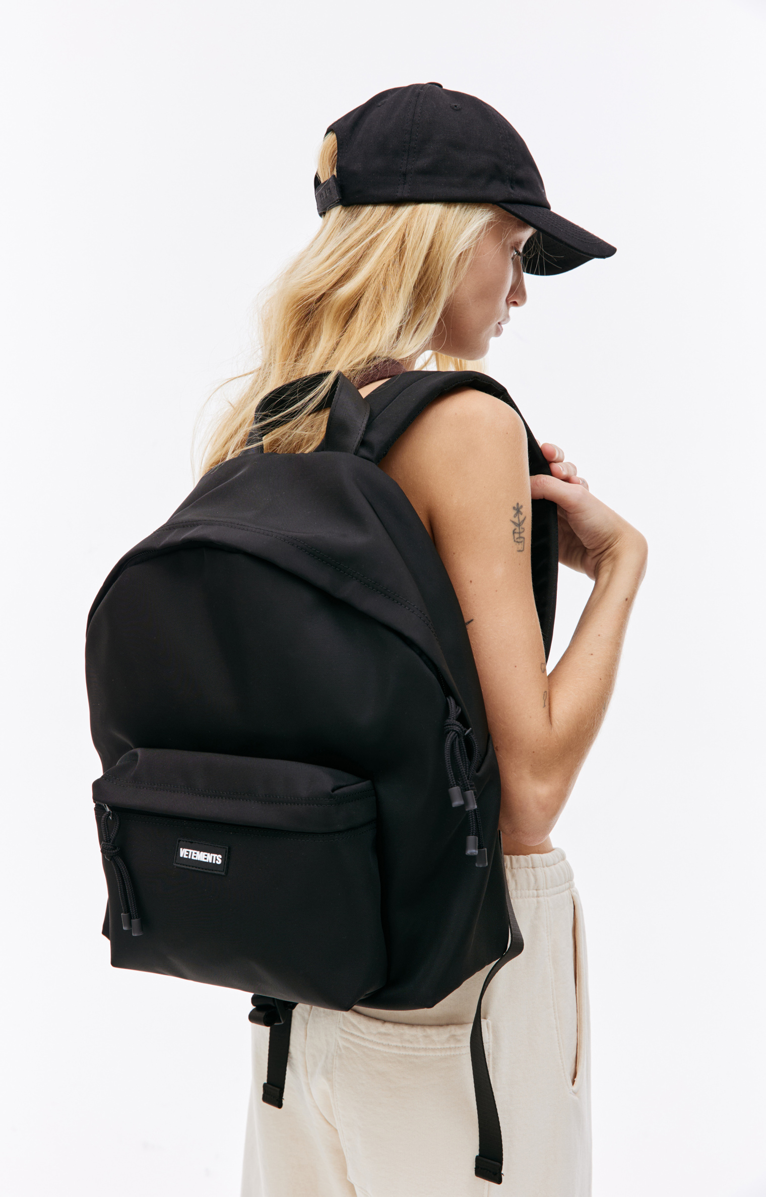 VETEMENTS Black logo backpack