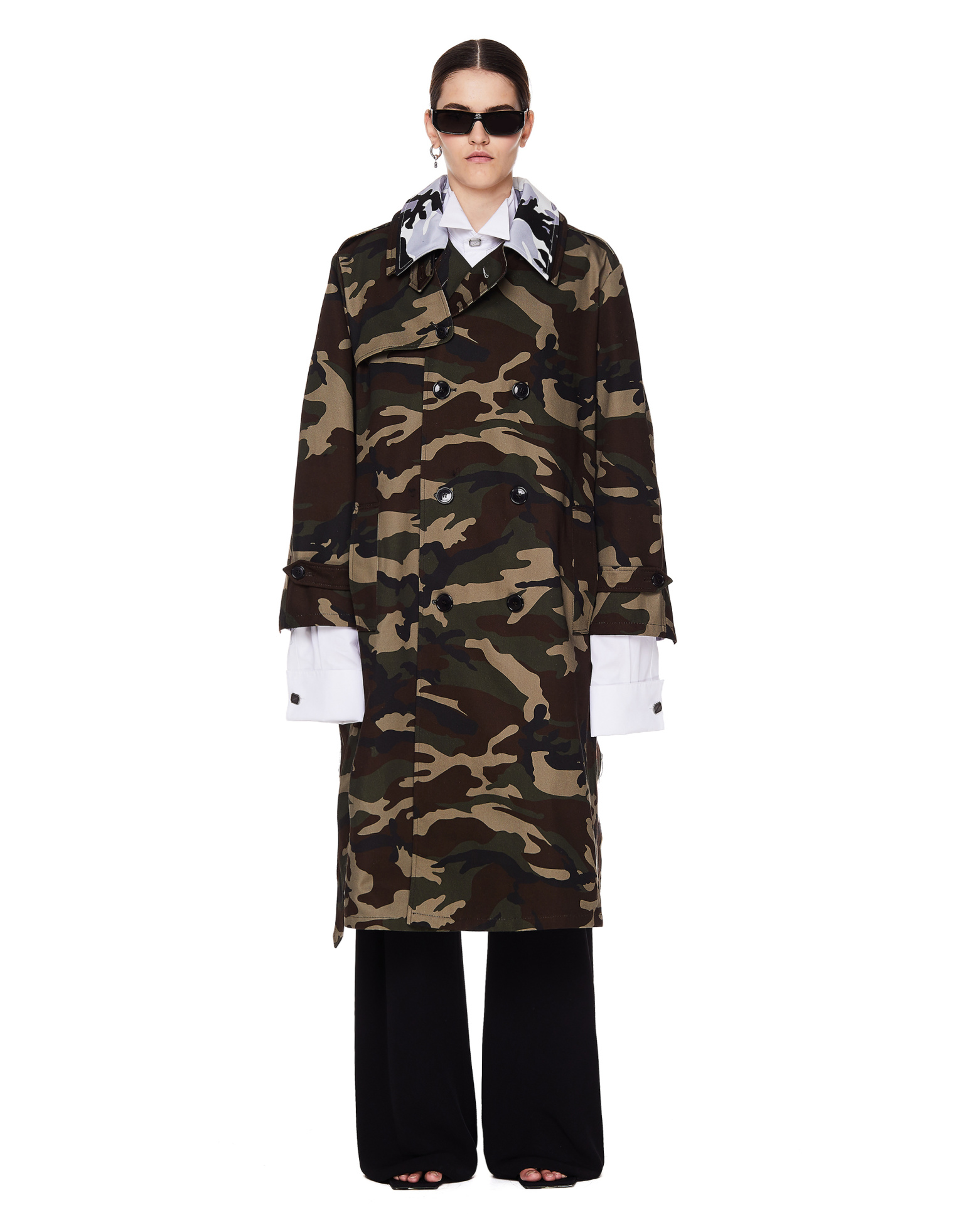 VETEMENTS Камуфляжный плащ из хлопка