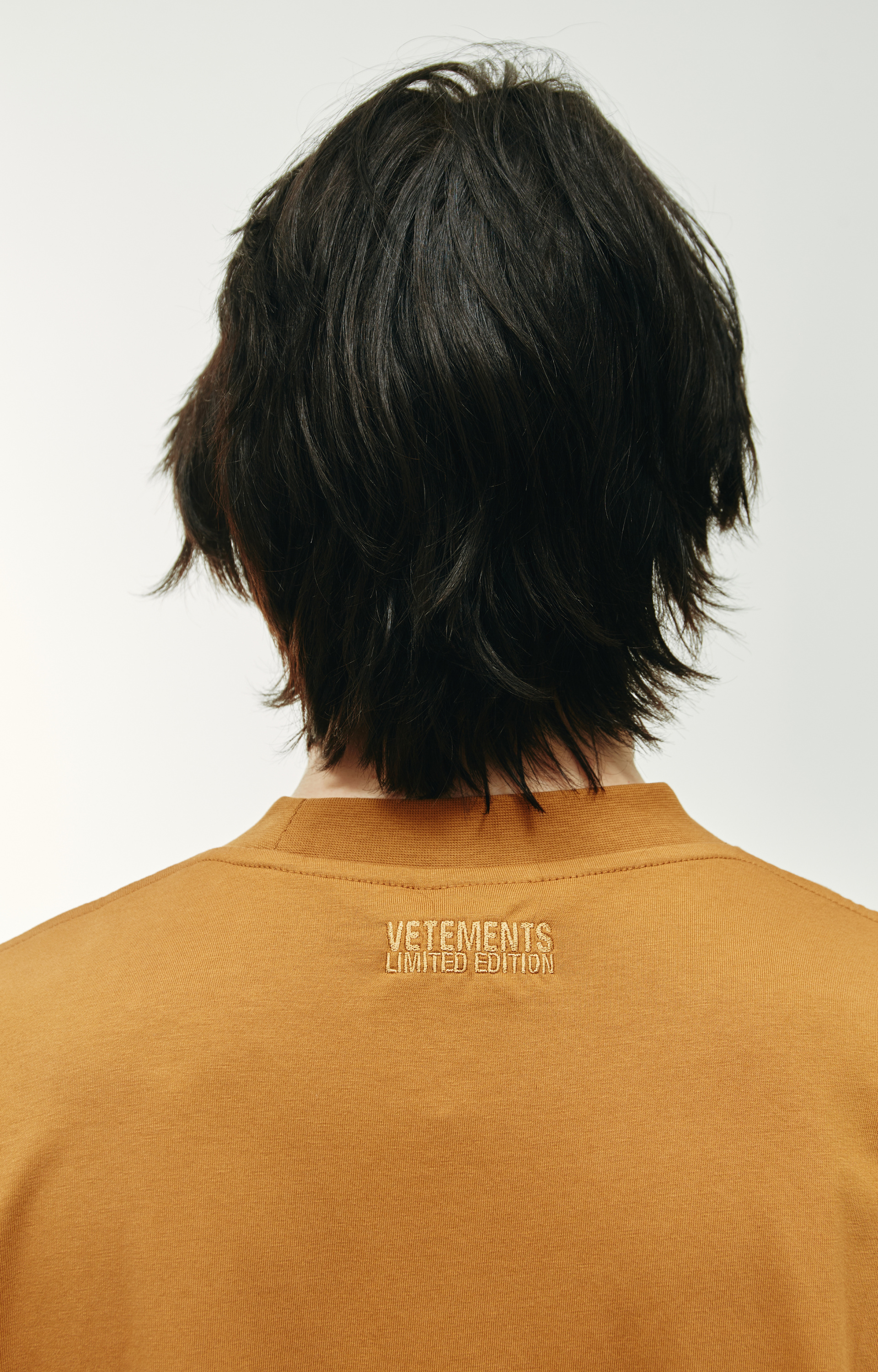 VETEMENTS Battery T-shirt