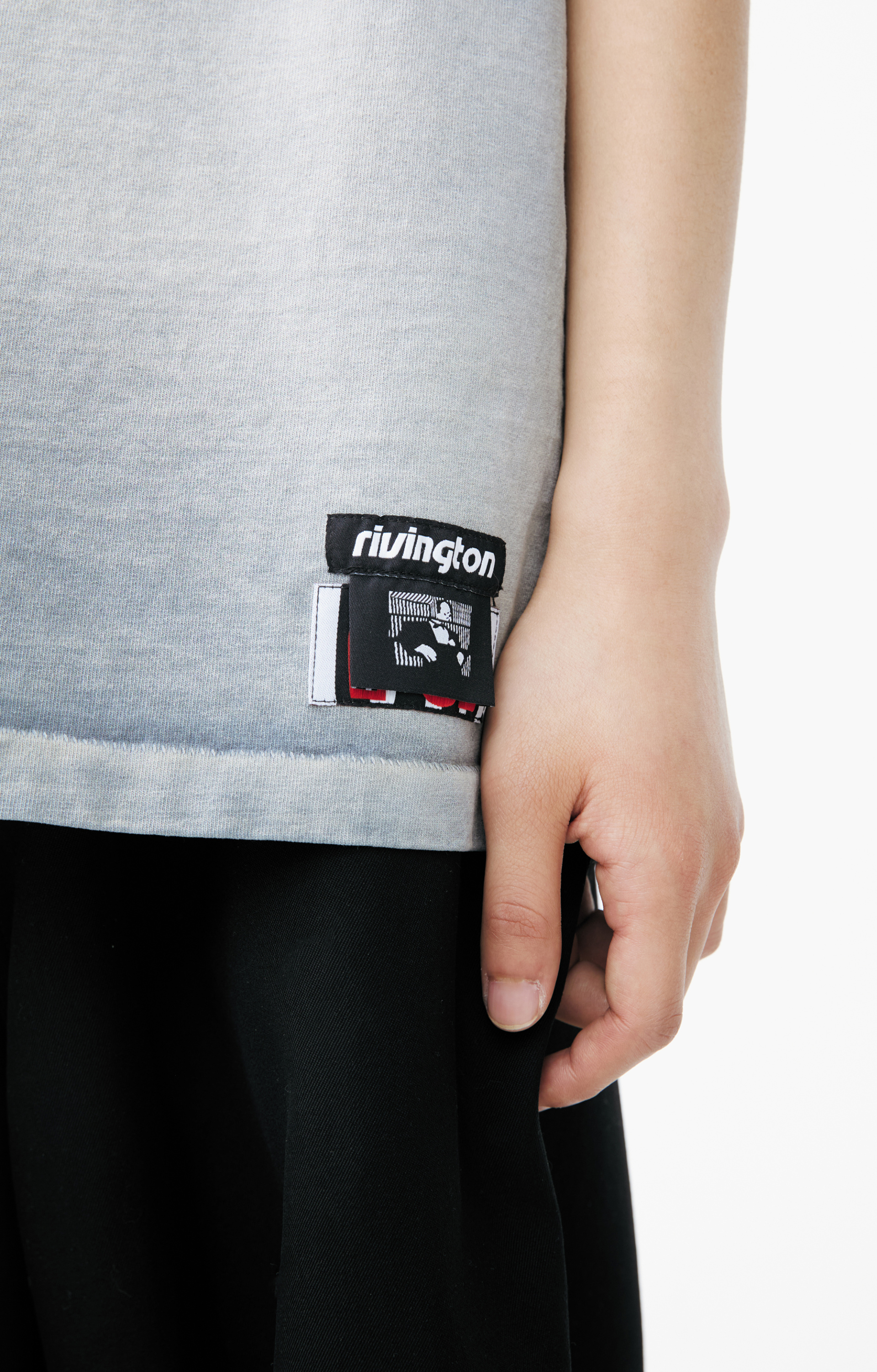 RRR123 T-shirt with faux pocket